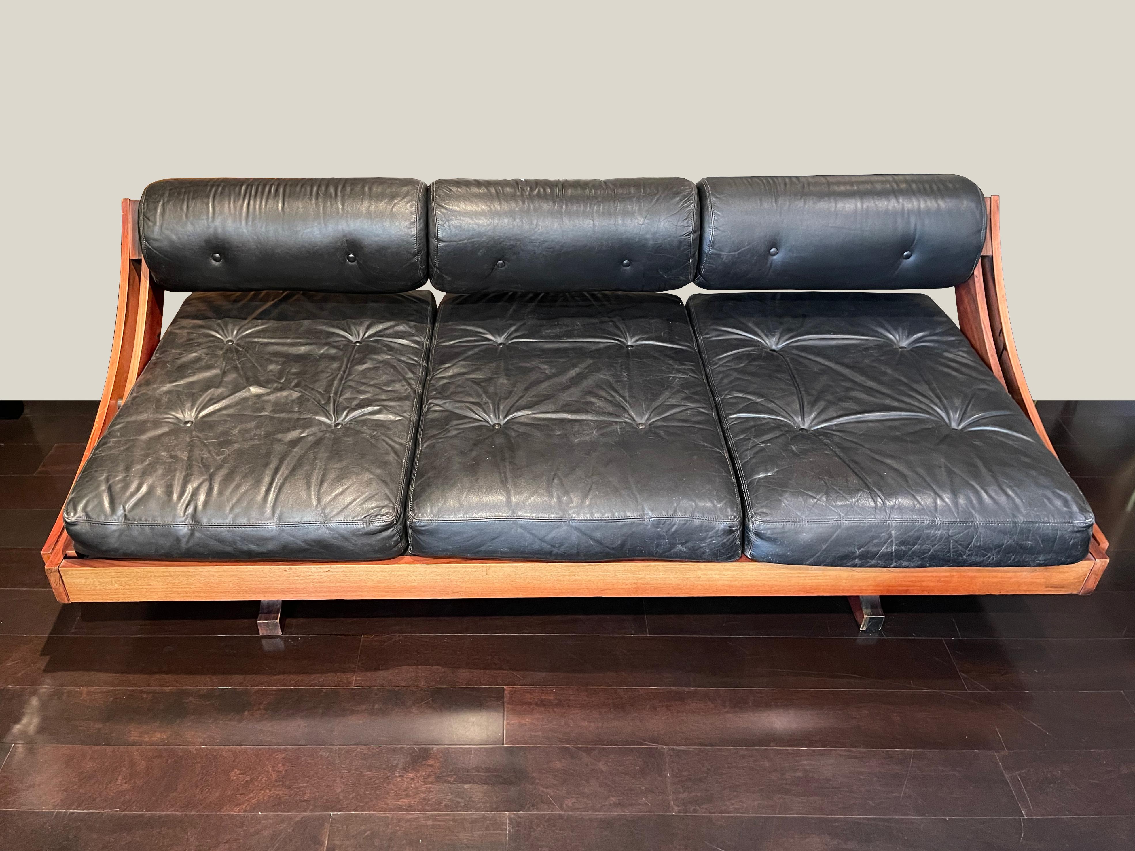 Italienisches Sofa/Tagesbett aus der Mitte des Jahrhunderts von Gianni Songia für Sormani (Moderne der Mitte des Jahrhunderts) im Angebot