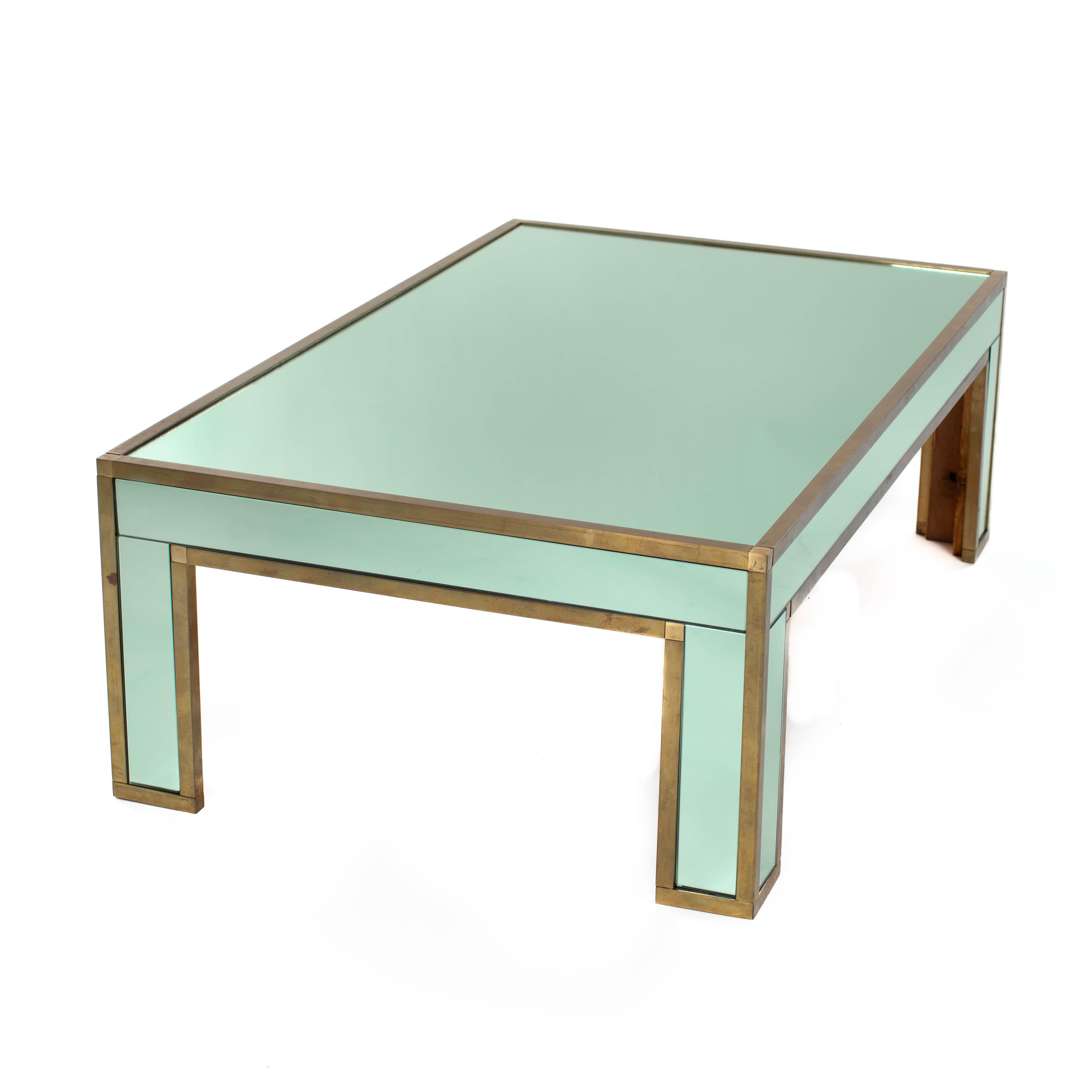 Tavolino da salotto italiano di metà secolo in vetro specchiato verde smeraldo di Banci 1970s in vendita 5