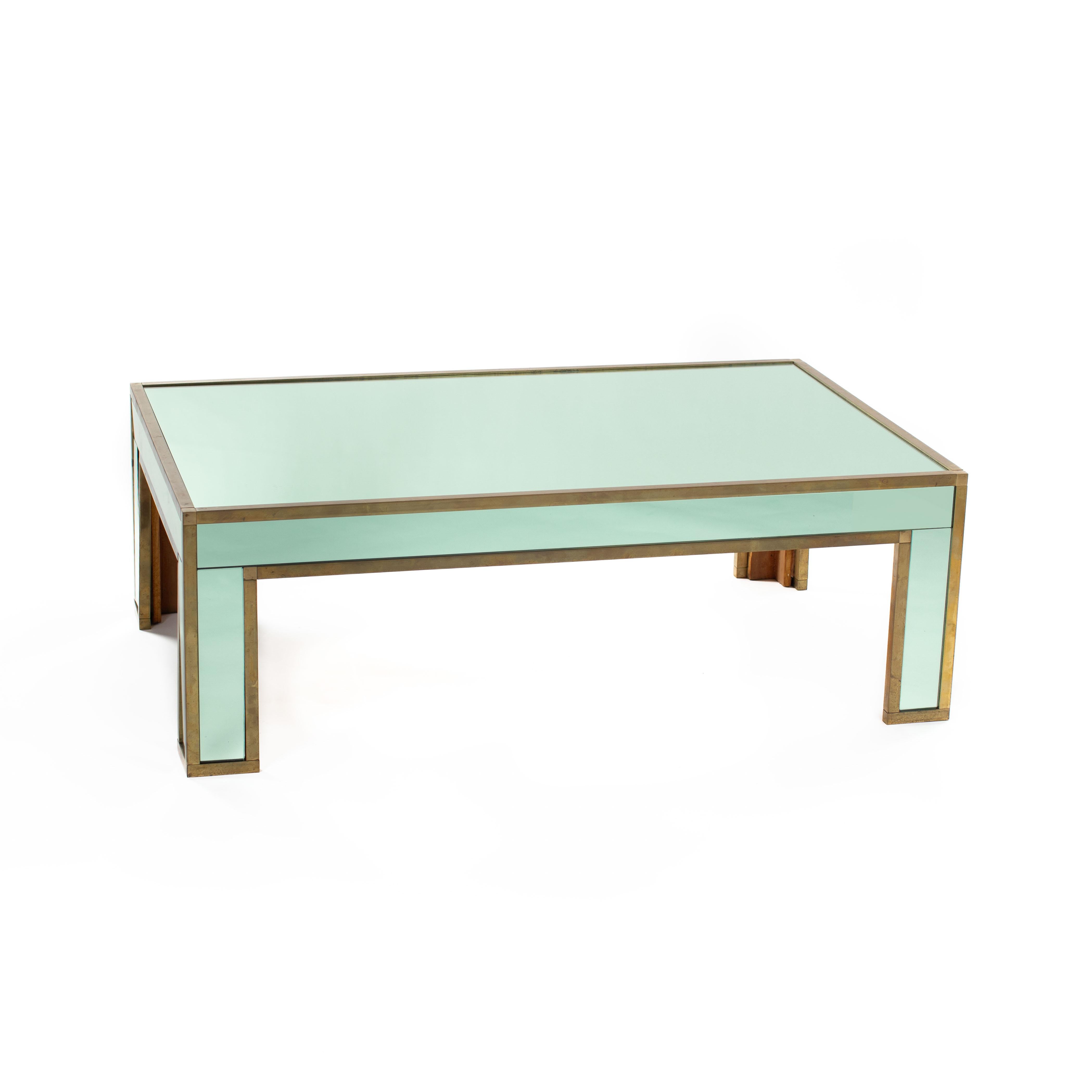 Italiano Tavolino da salotto italiano di metà secolo in vetro specchiato verde smeraldo di Banci 1970s in vendita