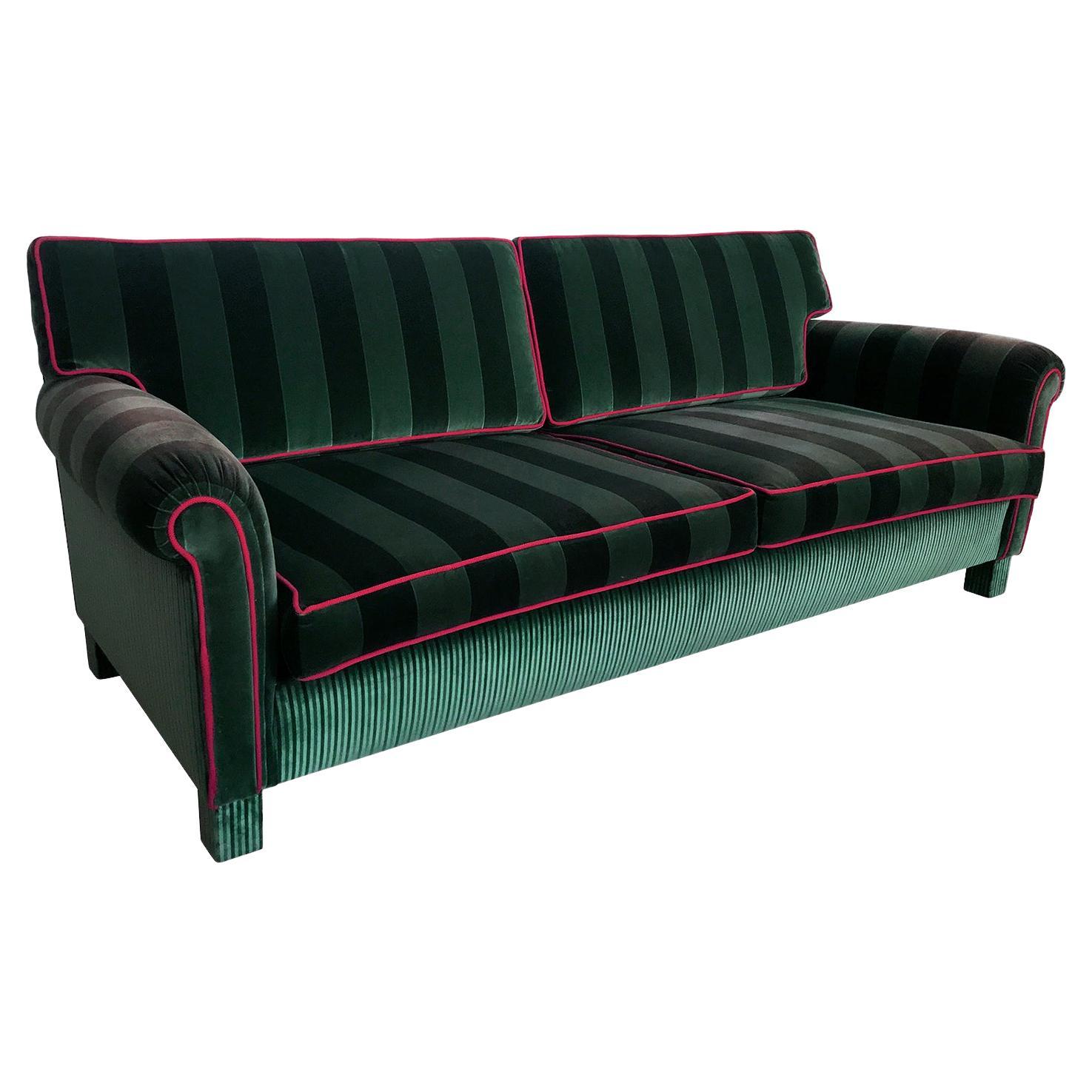 Italian Mid-Century Sofa Three-Seat in Green Velvet, 1960s