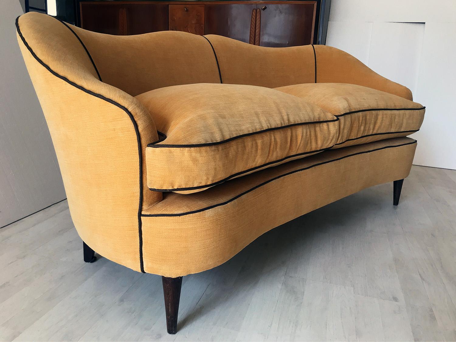 Italian Mid-Century Sofa Two-Seat in Yellow Velvet, 1950s 12