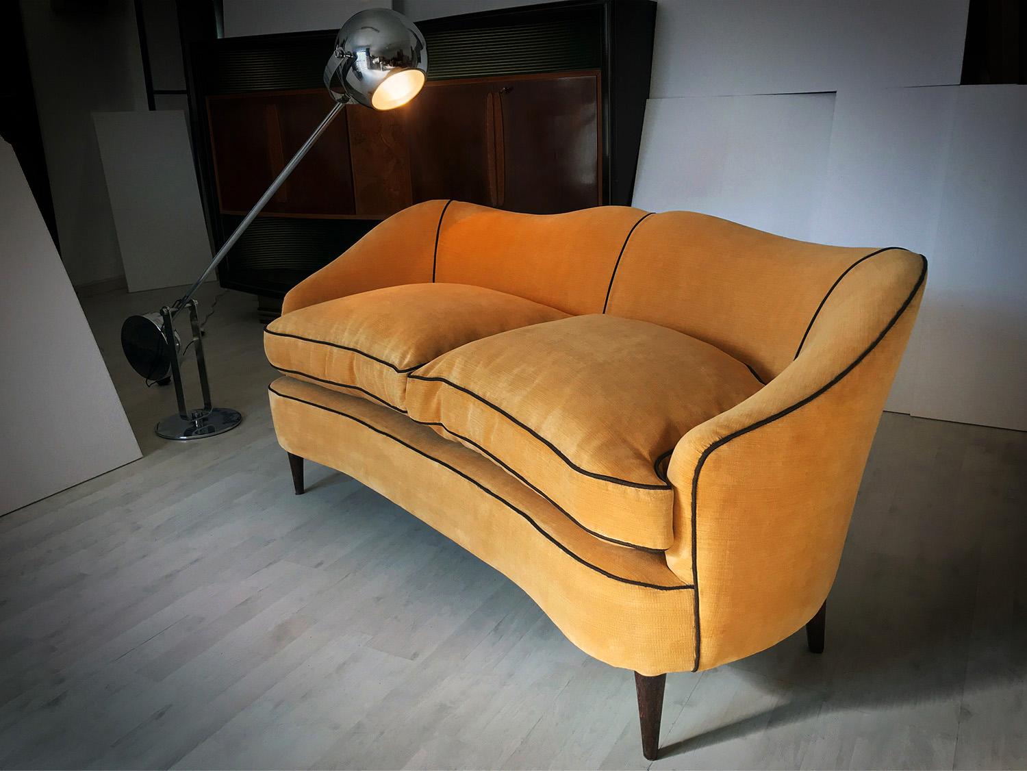 Italian Mid-Century Sofa Two-Seat in Yellow Velvet, 1950s 14