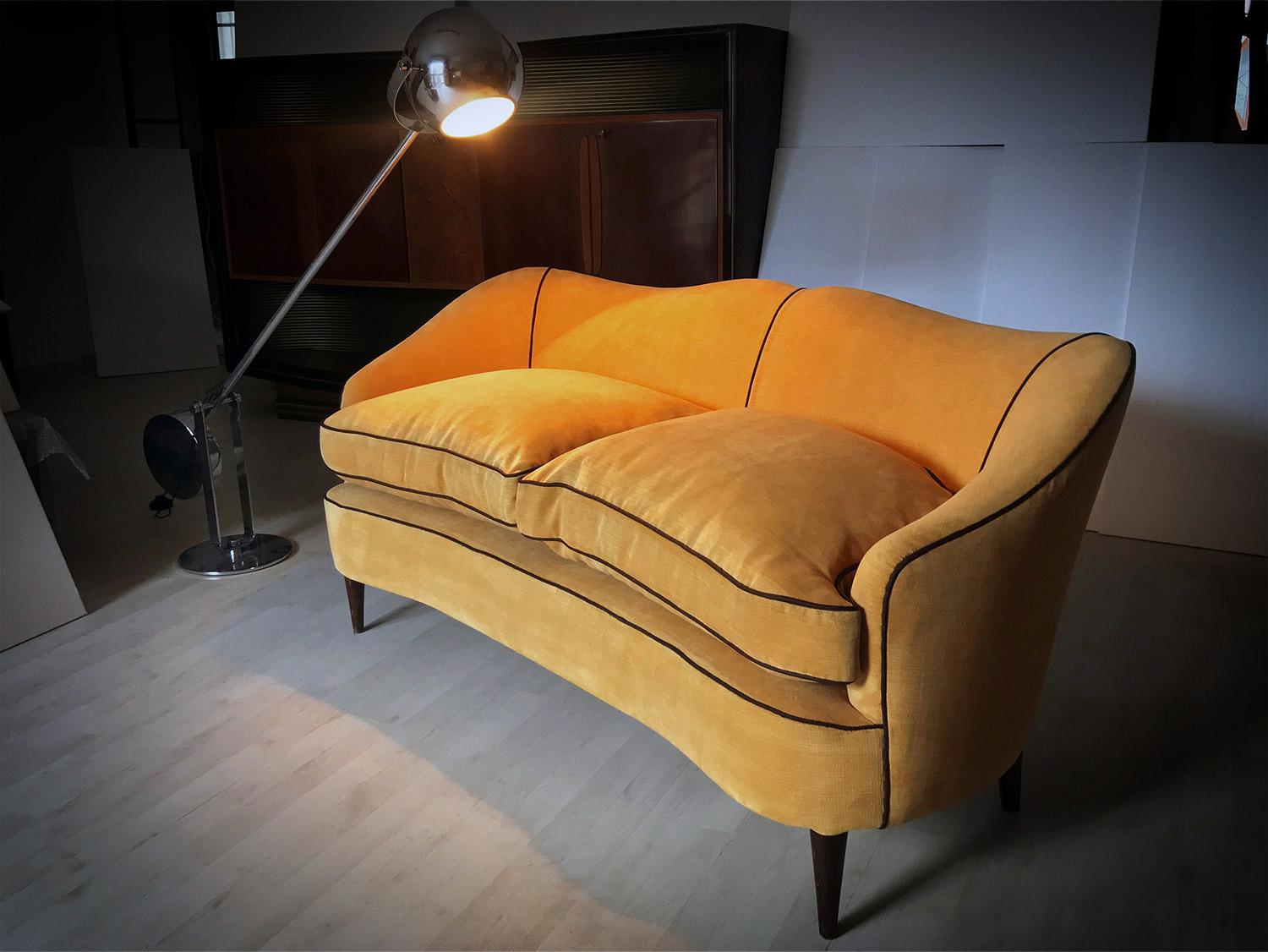 Italian Mid-Century Sofa Two-Seat in Yellow Velvet, 1950s 15