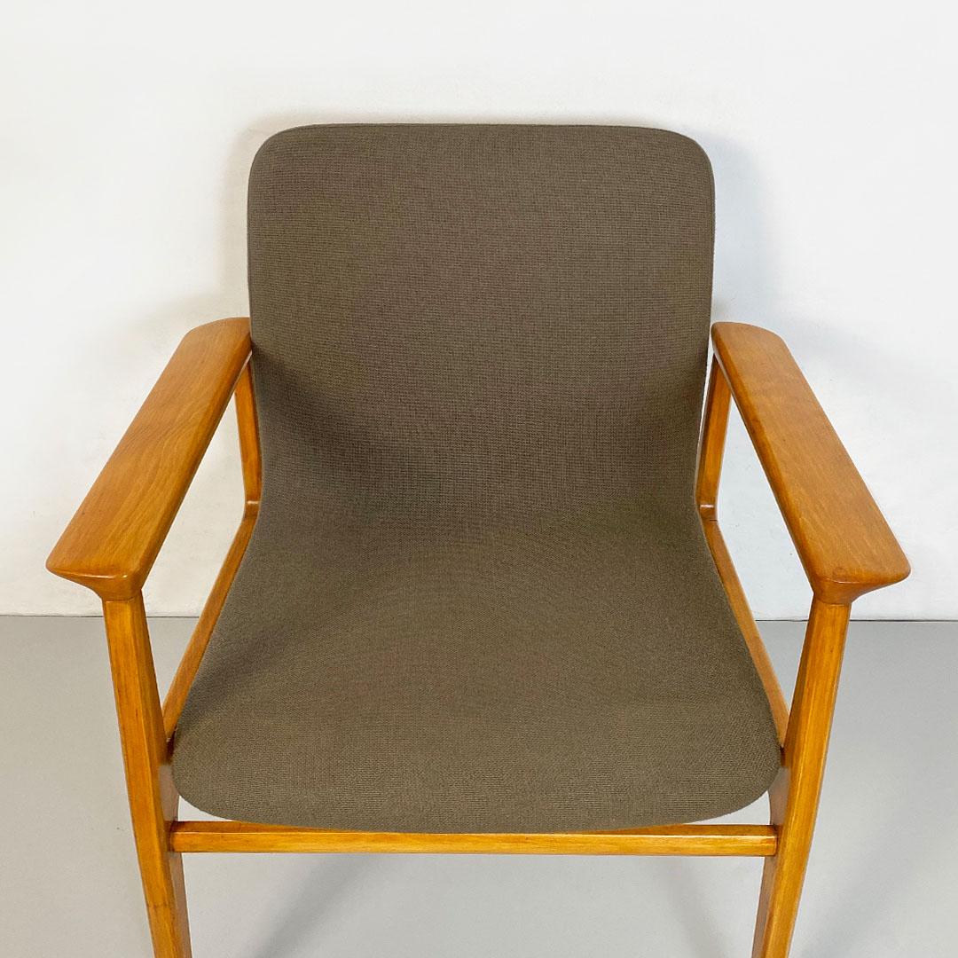 Italian Mid Century Solid Beech and Fabric Armchair by Anonima Castelli, 1960s For Sale 1