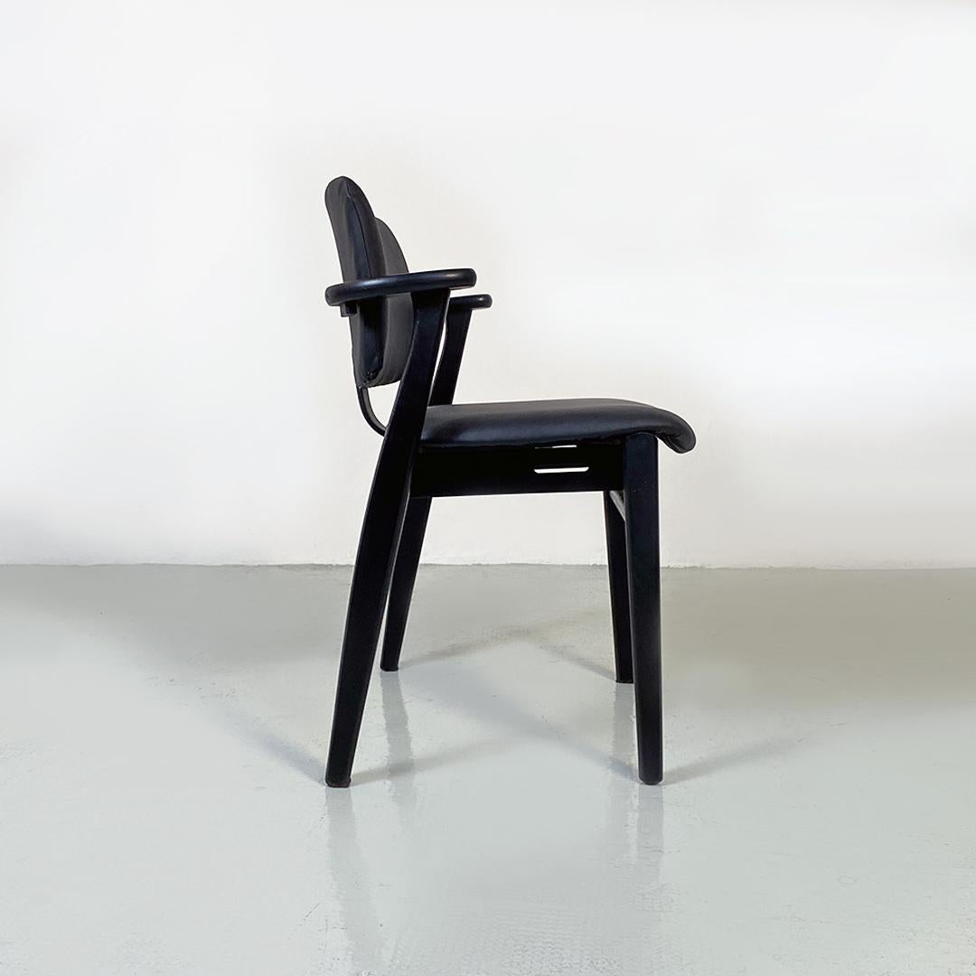 Usa Stühle aus schwarzem Holz und Kunstleder aus der Mitte des Jahrhunderts von Knoll, 1960 im Angebot 1