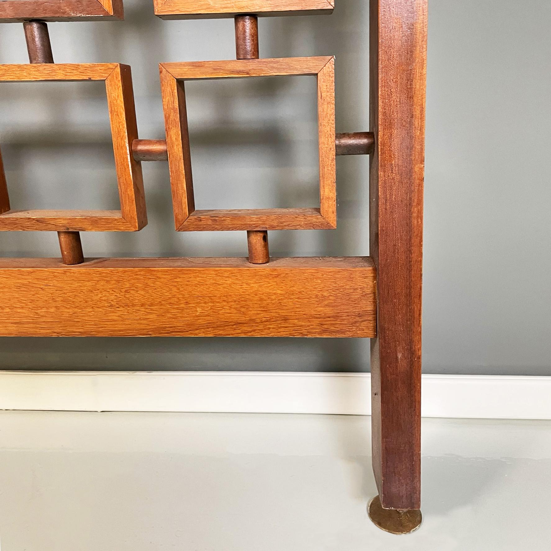 Italian Mid-Century Solid Wood Handcrafted Screen with Geometric Pattern, 1960s 3