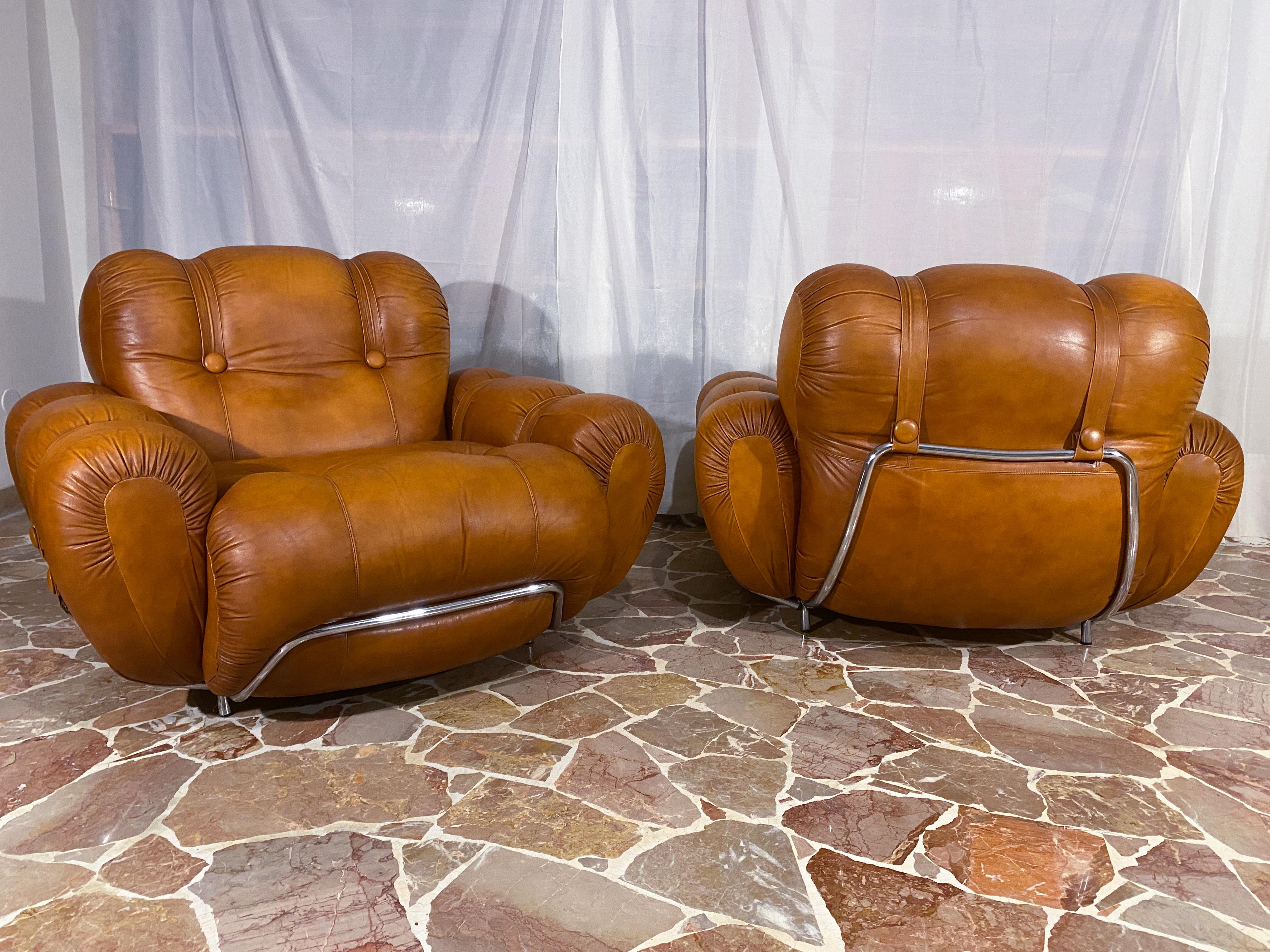 Italian Mid-Century Space Age Living Room Set in Natural Leather, 1970 For Sale 7