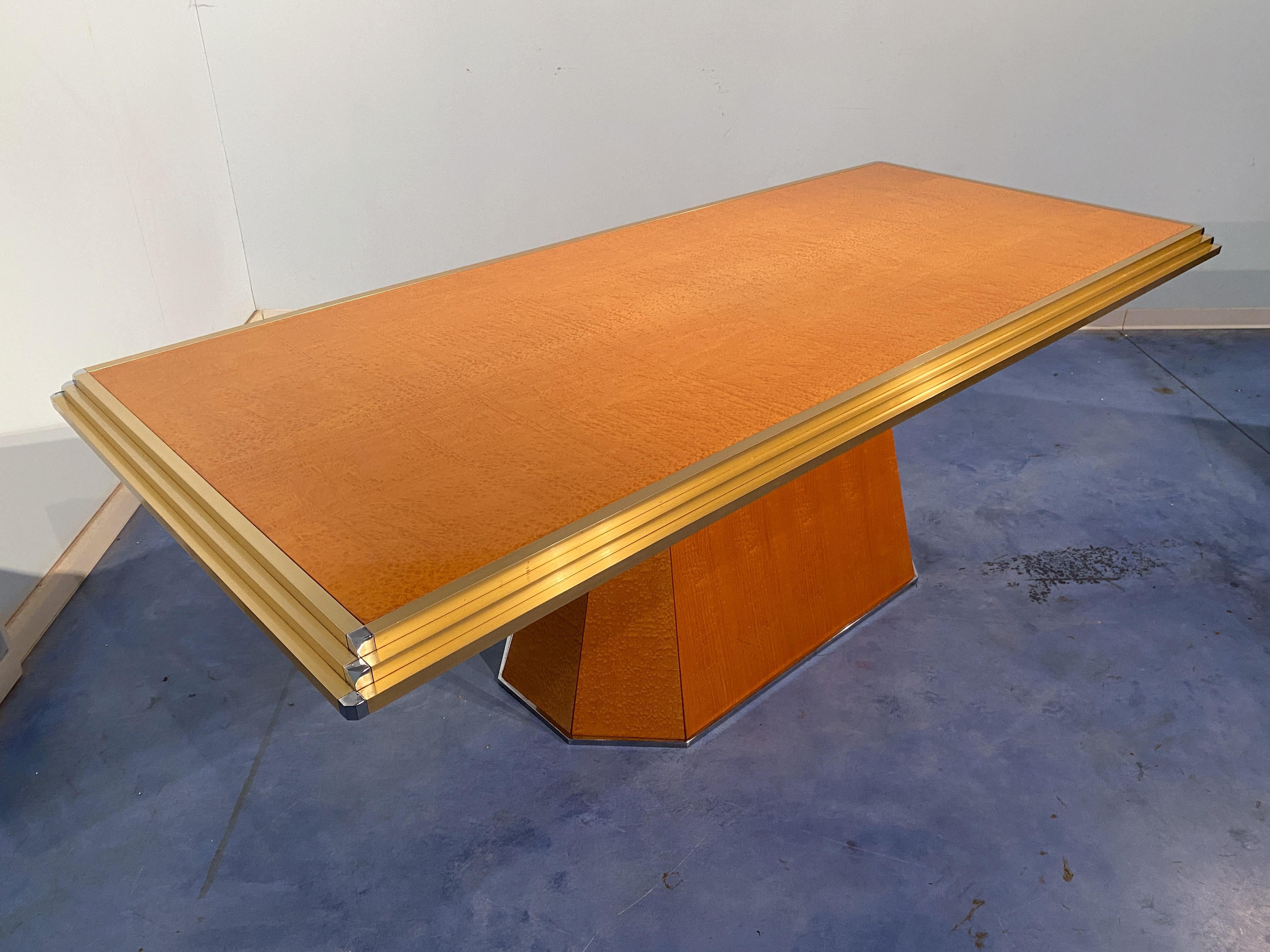 Italian Mid-Century Space Age Maple Dining Table, 1970s 7