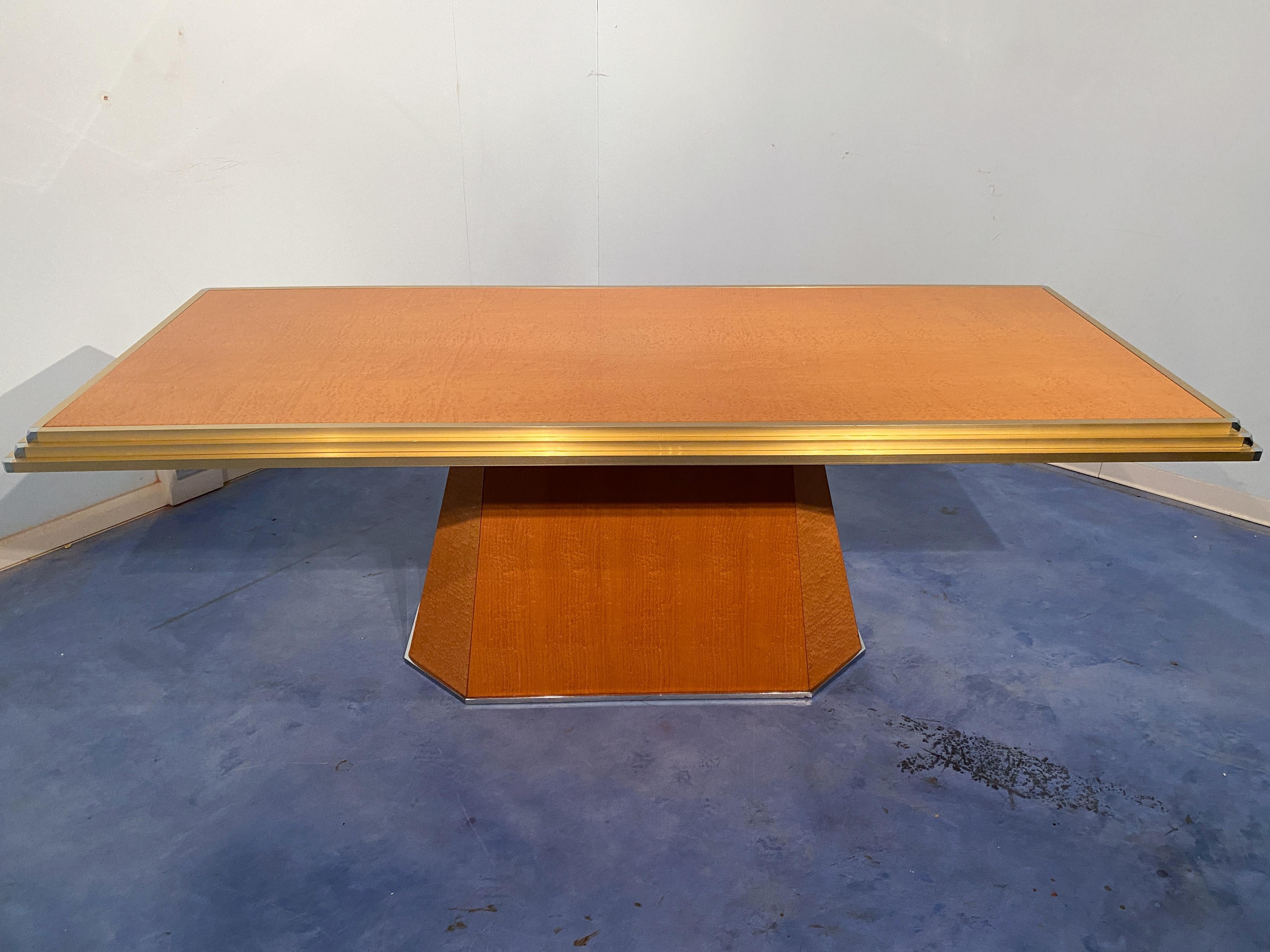Italian Mid-Century Space Age Maple Dining Table, 1970s 8