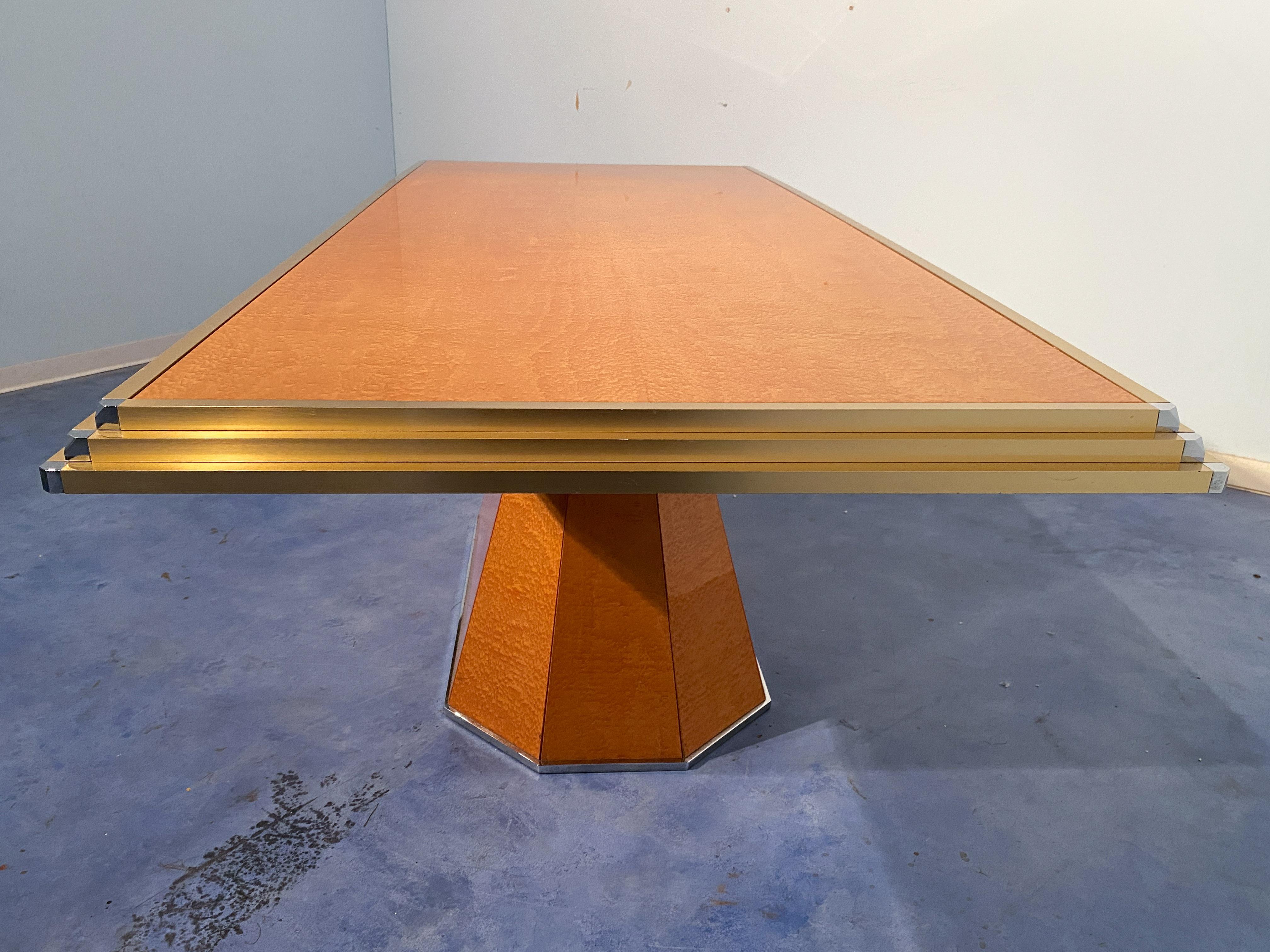 Italian Mid-Century Space Age Maple Dining Table, 1970s 9