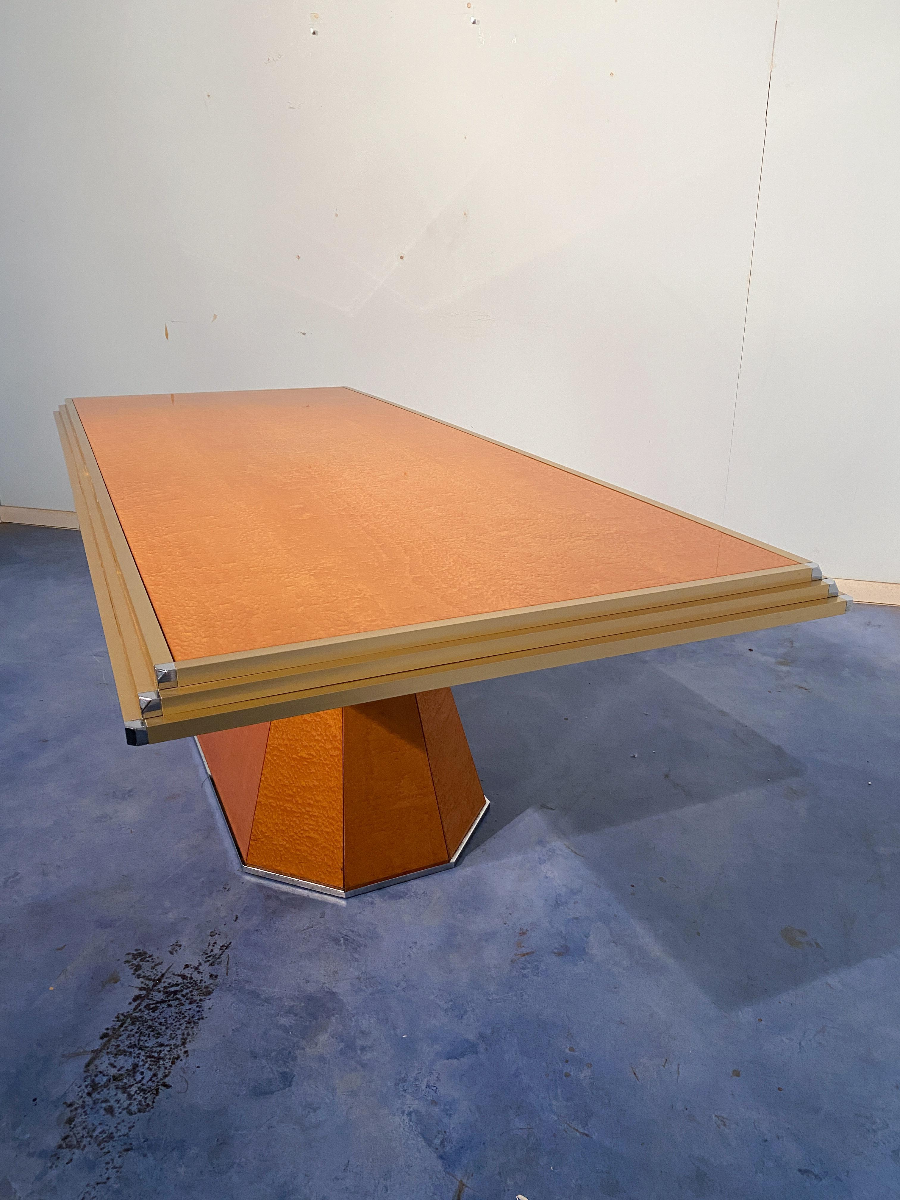 Italian Mid-Century Space Age Maple Dining Table, 1970s 10
