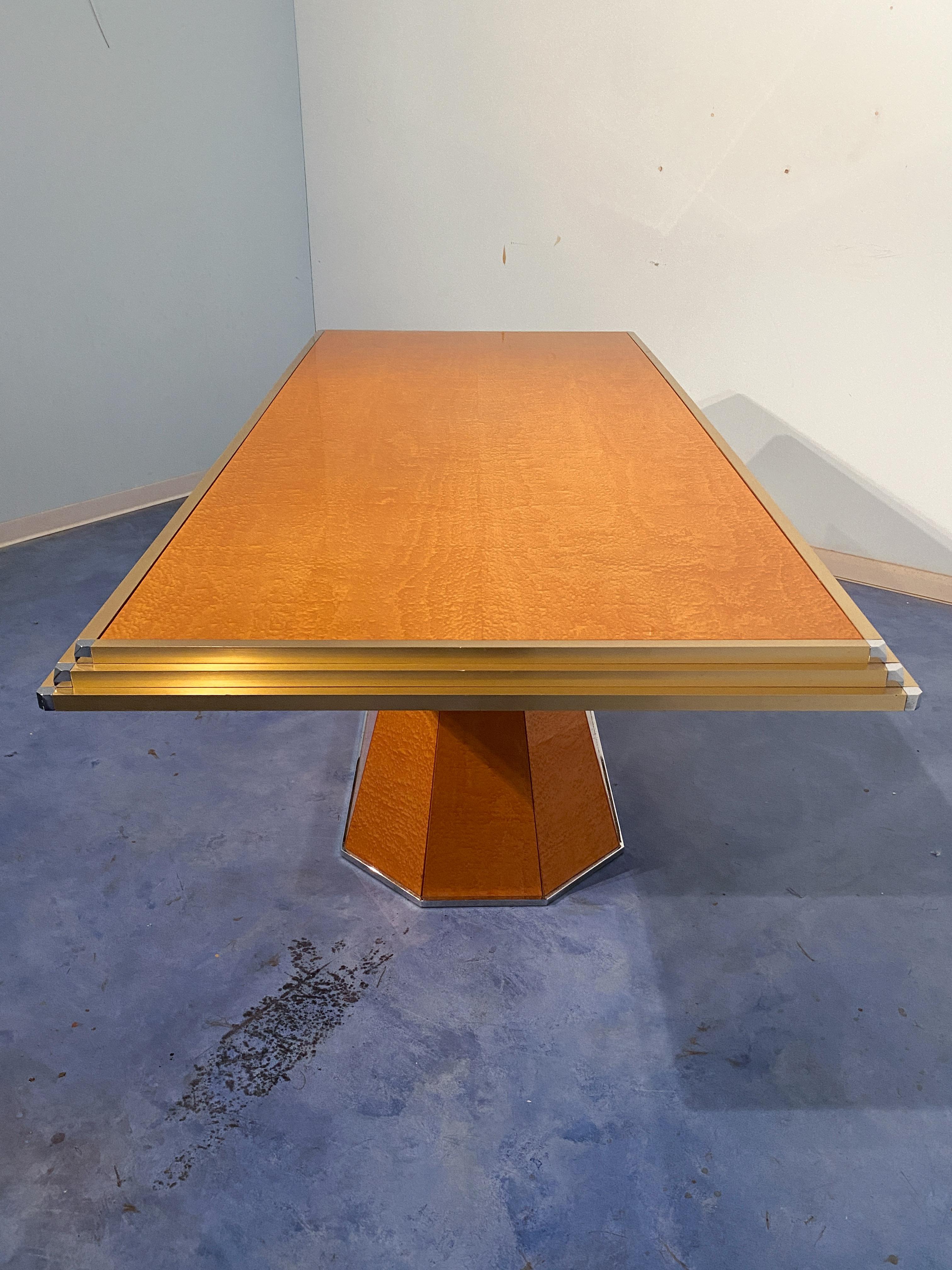 Italian Mid-Century Space Age Maple Dining Table, 1970s 1