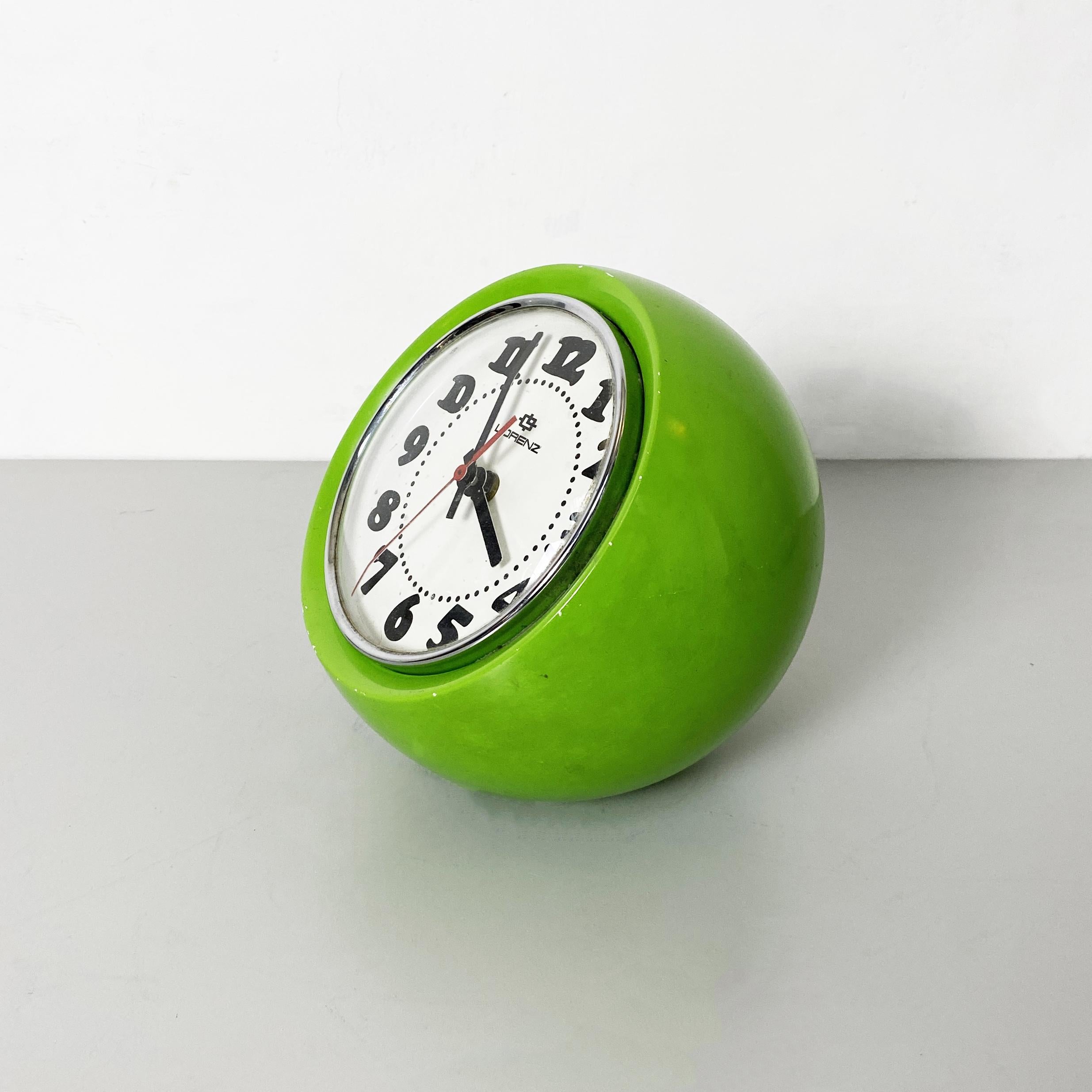 Mid-Century Modern Italian Mid-Century Spherical Plastic Green Table Clock Boule by Lorenz, 1960s
