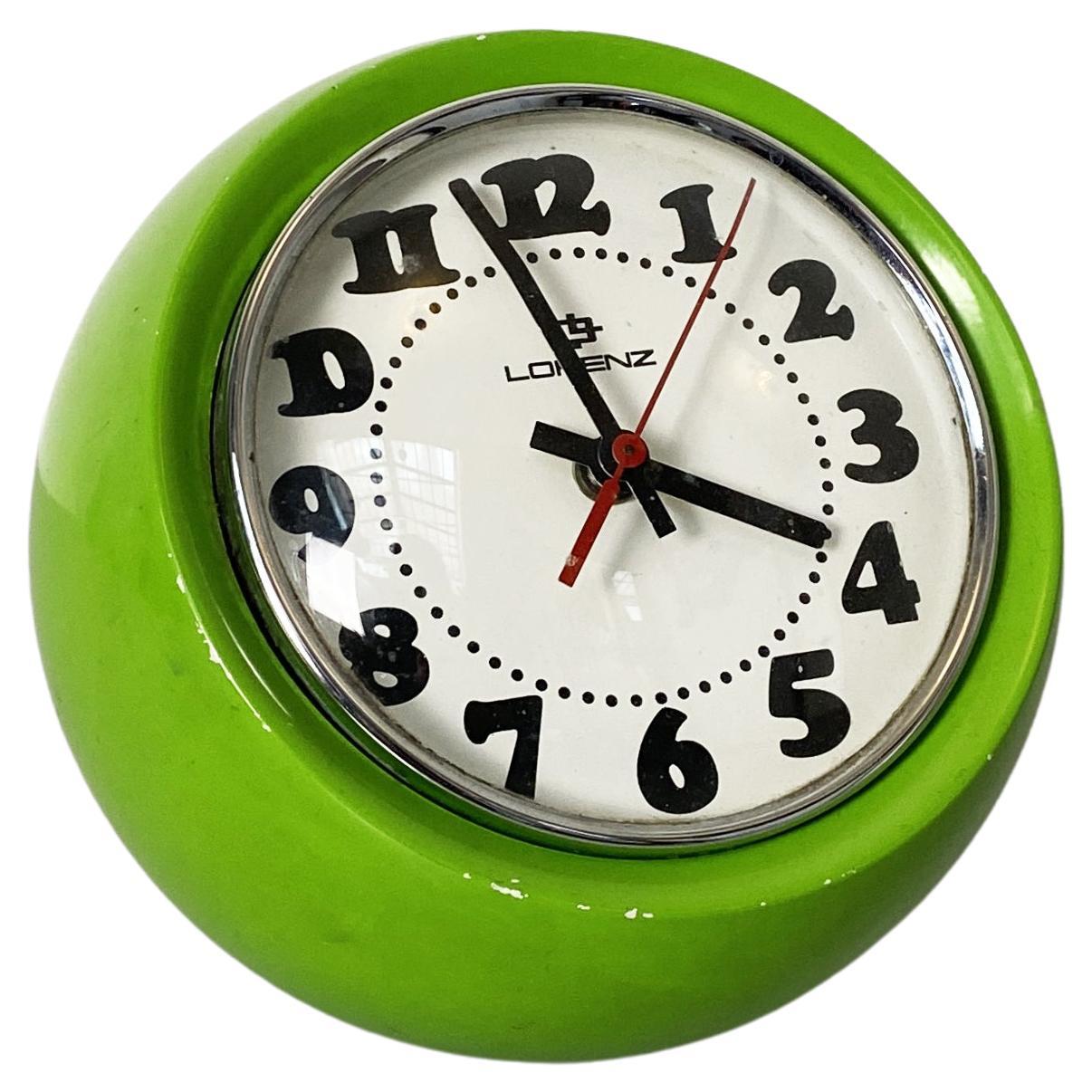 Italian Mid-Century Spherical Plastic Green Table Clock Boule by Lorenz, 1960s