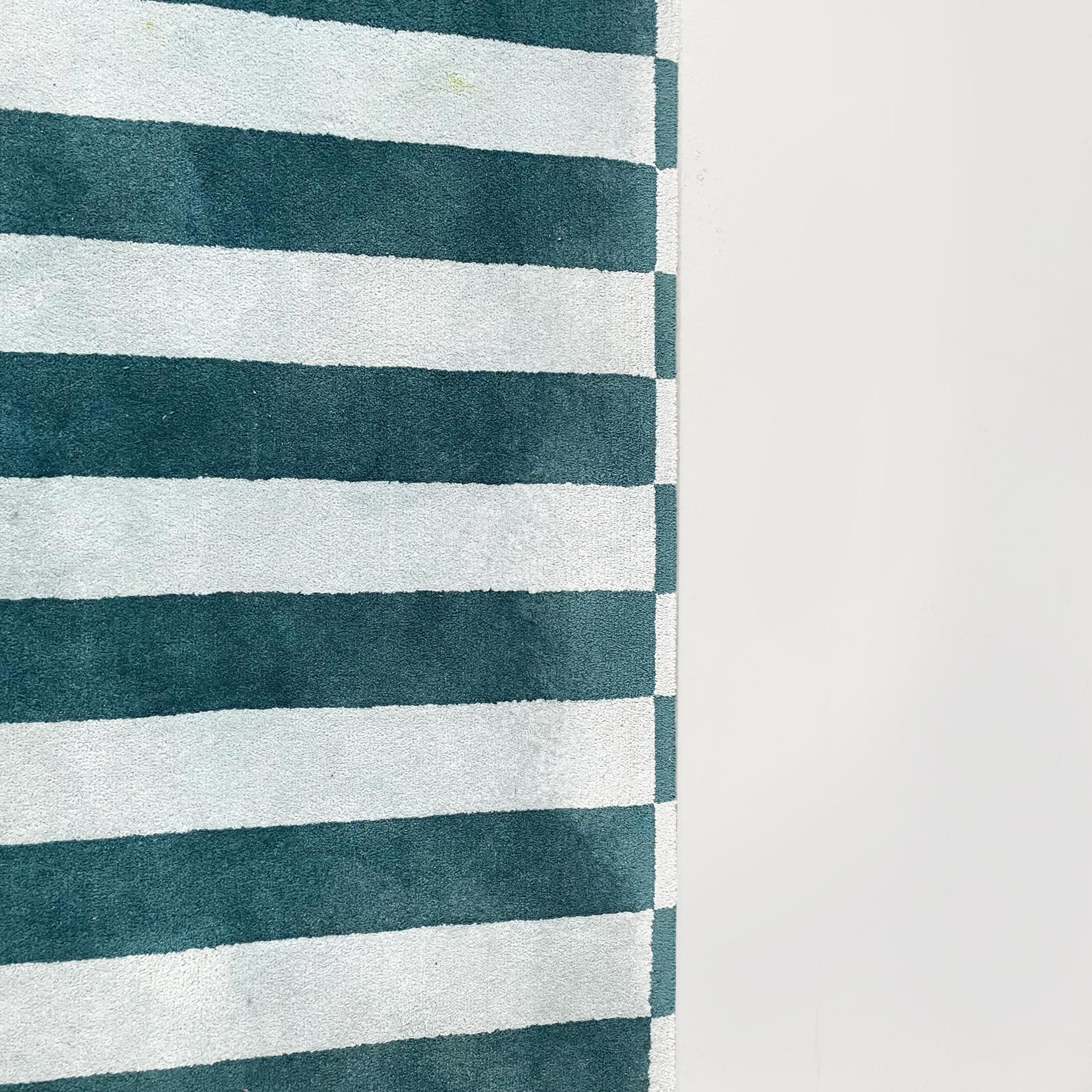 Tissu Tapis carré italien du milieu du siècle dernier en tissu bleu, vert, jaune et rouge, années 1980 en vente