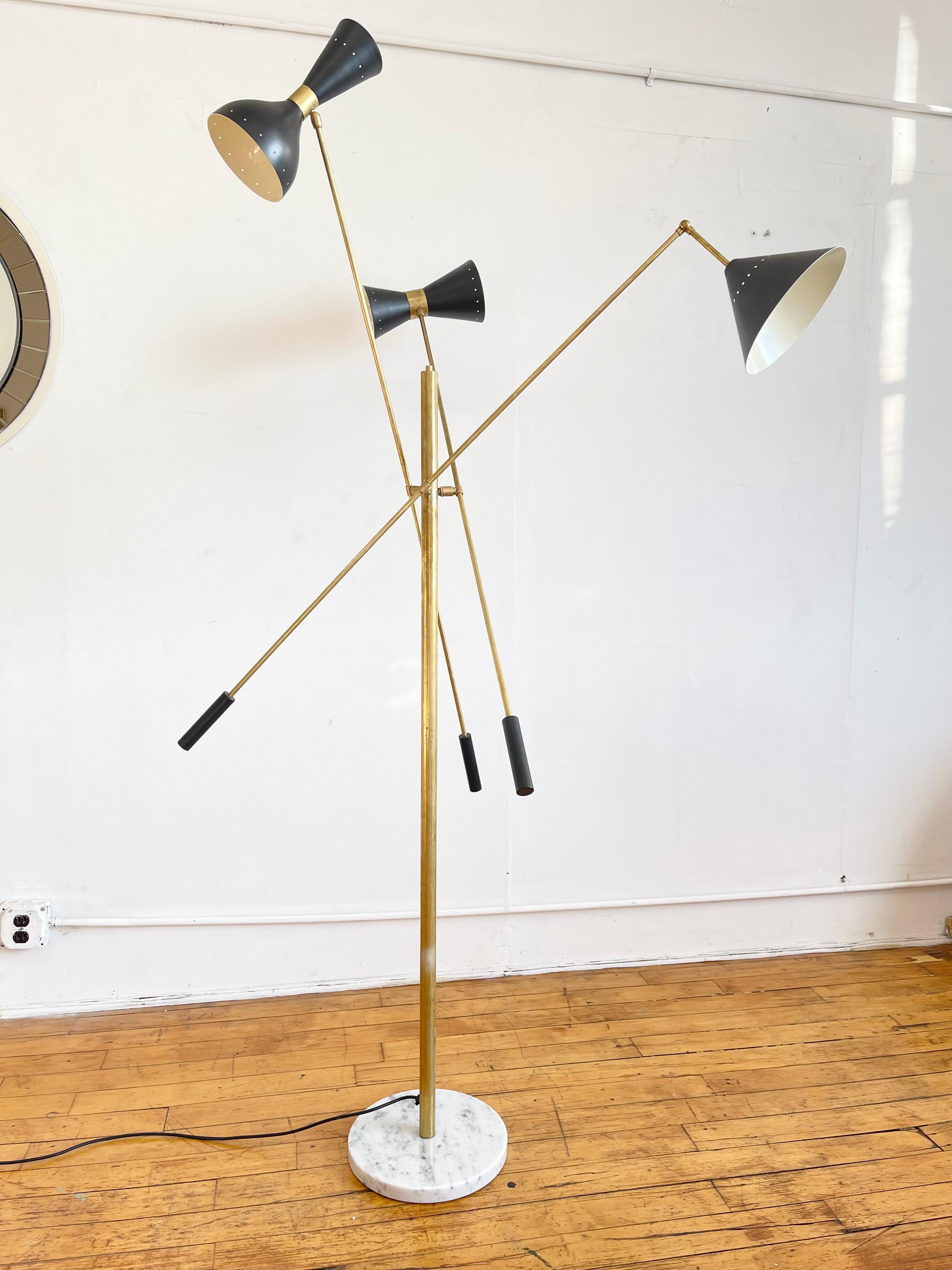 Patinated Italian Mid Century Style Brass Floor Lamp With Directional Black Shades For Sale