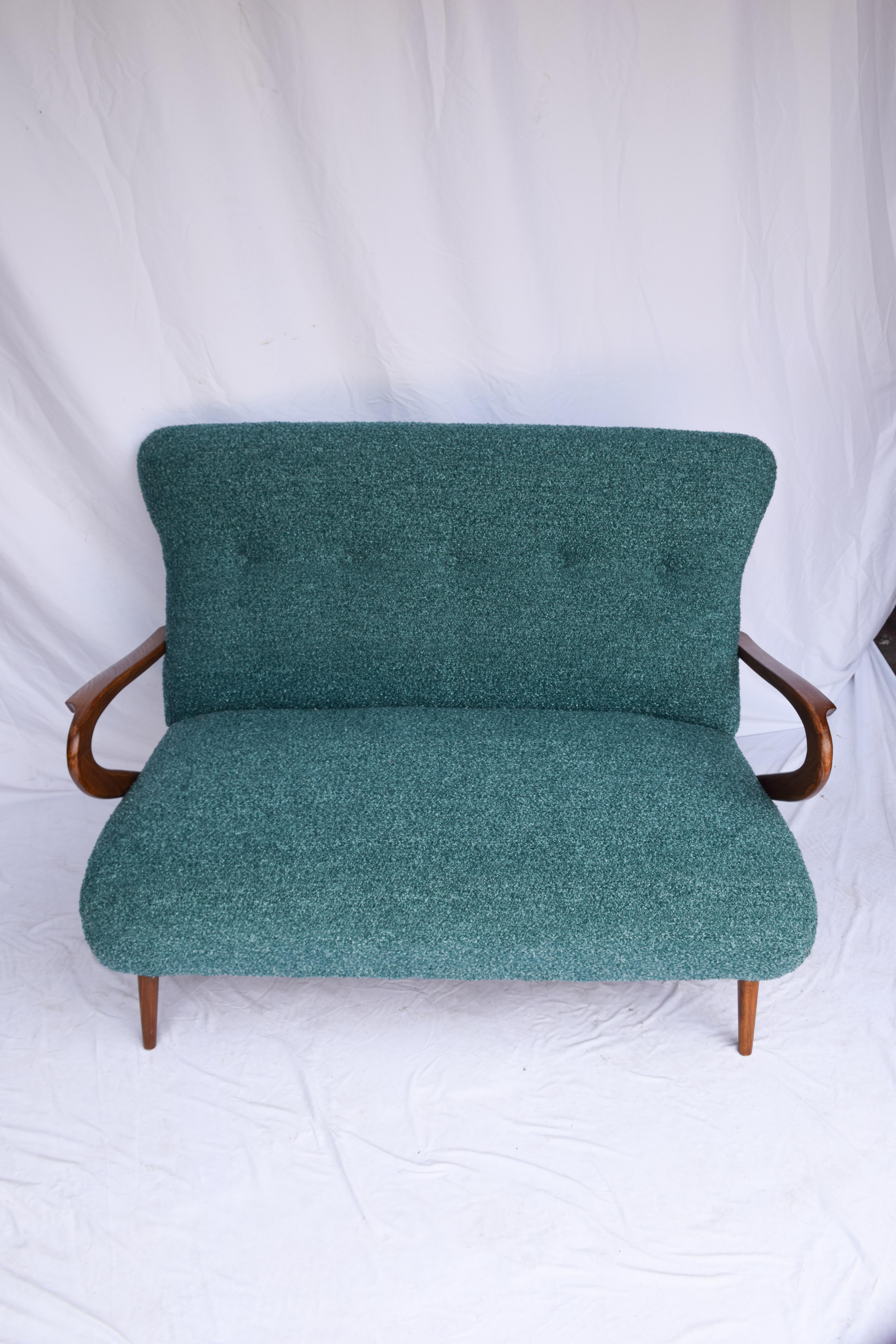 Italian Mid-Century Settee - Sofà Carlo Mollino Style in Teal Green In Good Condition For Sale In Houston, TX