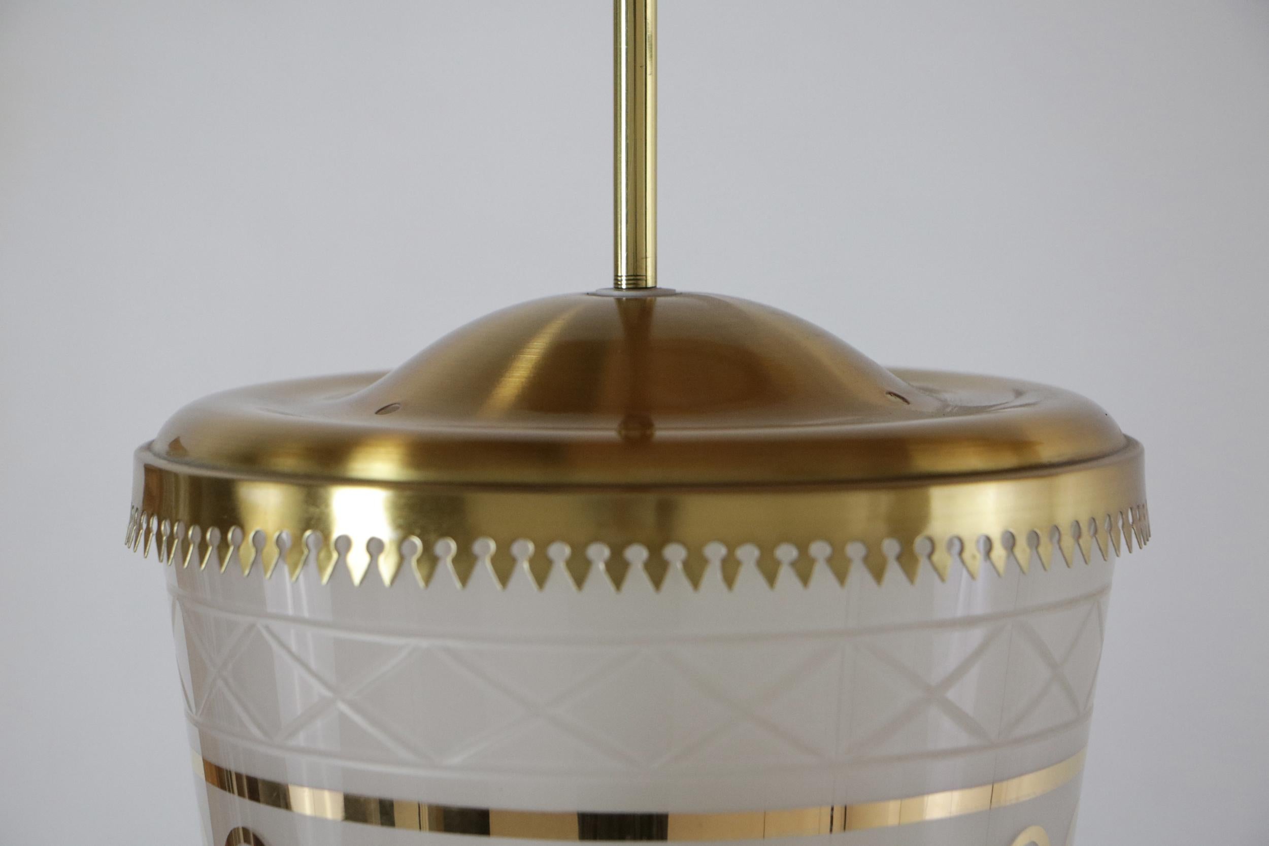 Mid-20th Century Italian Mid Century Suspension Lamp Fontana Arte Style, 1950s For Sale