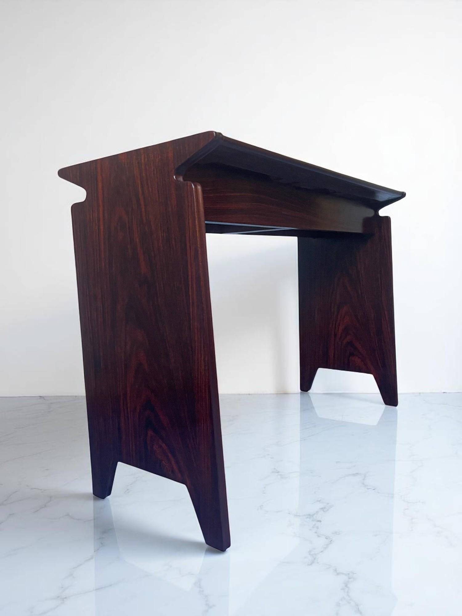 Italian Mid Century Table Desk attributed to Osvaldo Borsani, 1950s For Sale 2