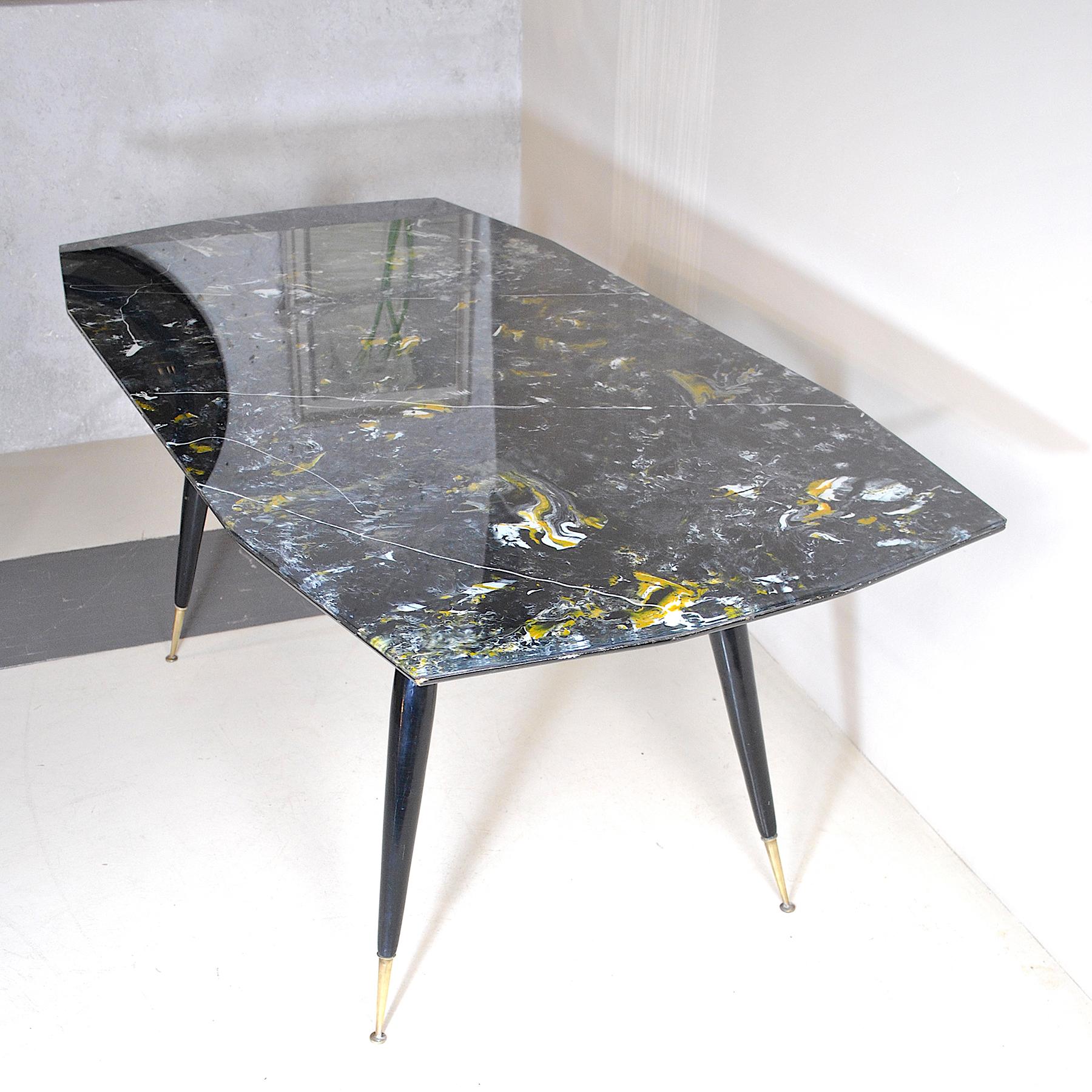 Mid-20th Century Italian Midcentury Table from the 1960s For Sale