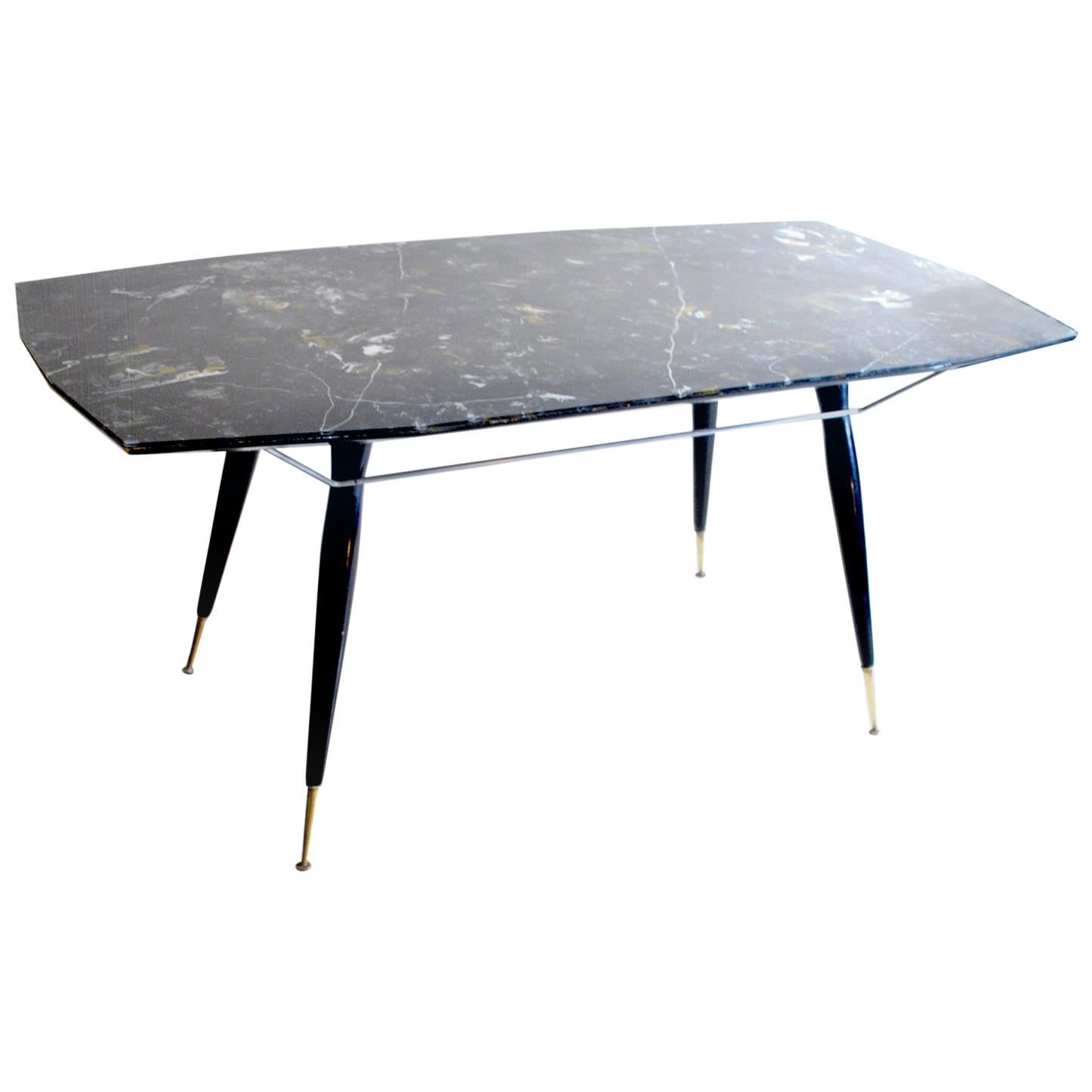 Italian Midcentury Table from the 1960s For Sale