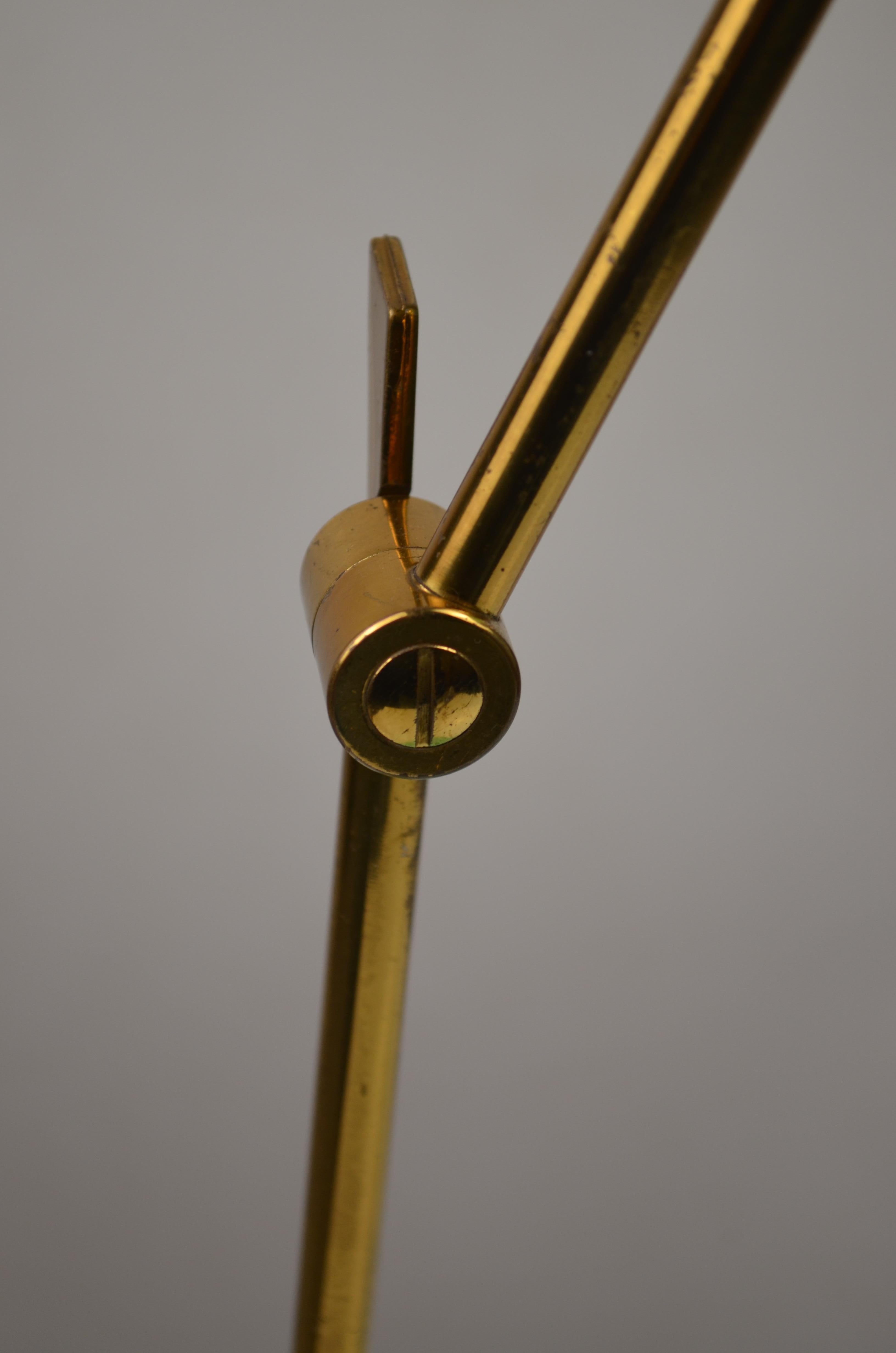 Lámpara de mesa italiana de mediados de siglo, años 50 Italiano en venta