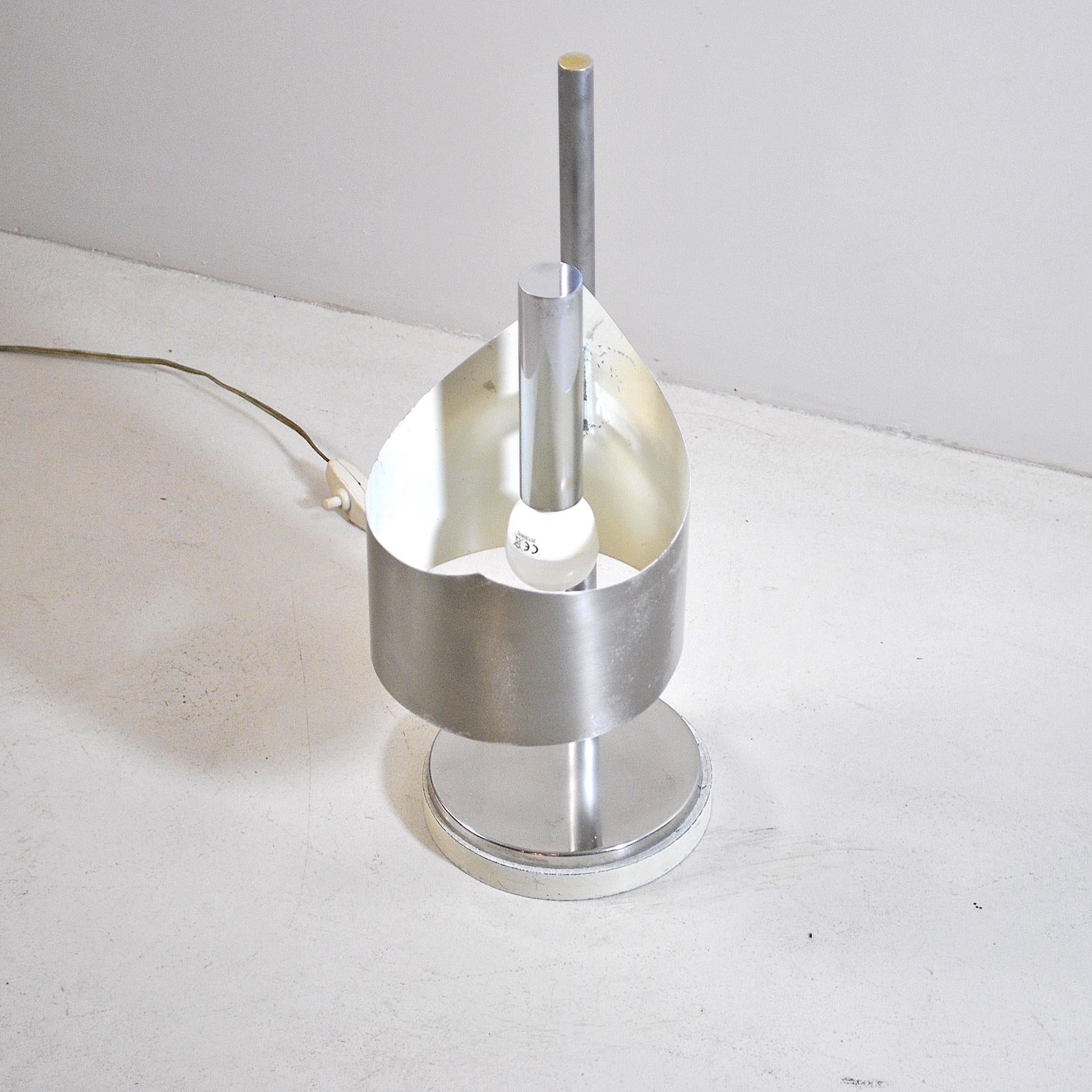 Italian Mid Century Table Lamp 1960s In Good Condition In bari, IT