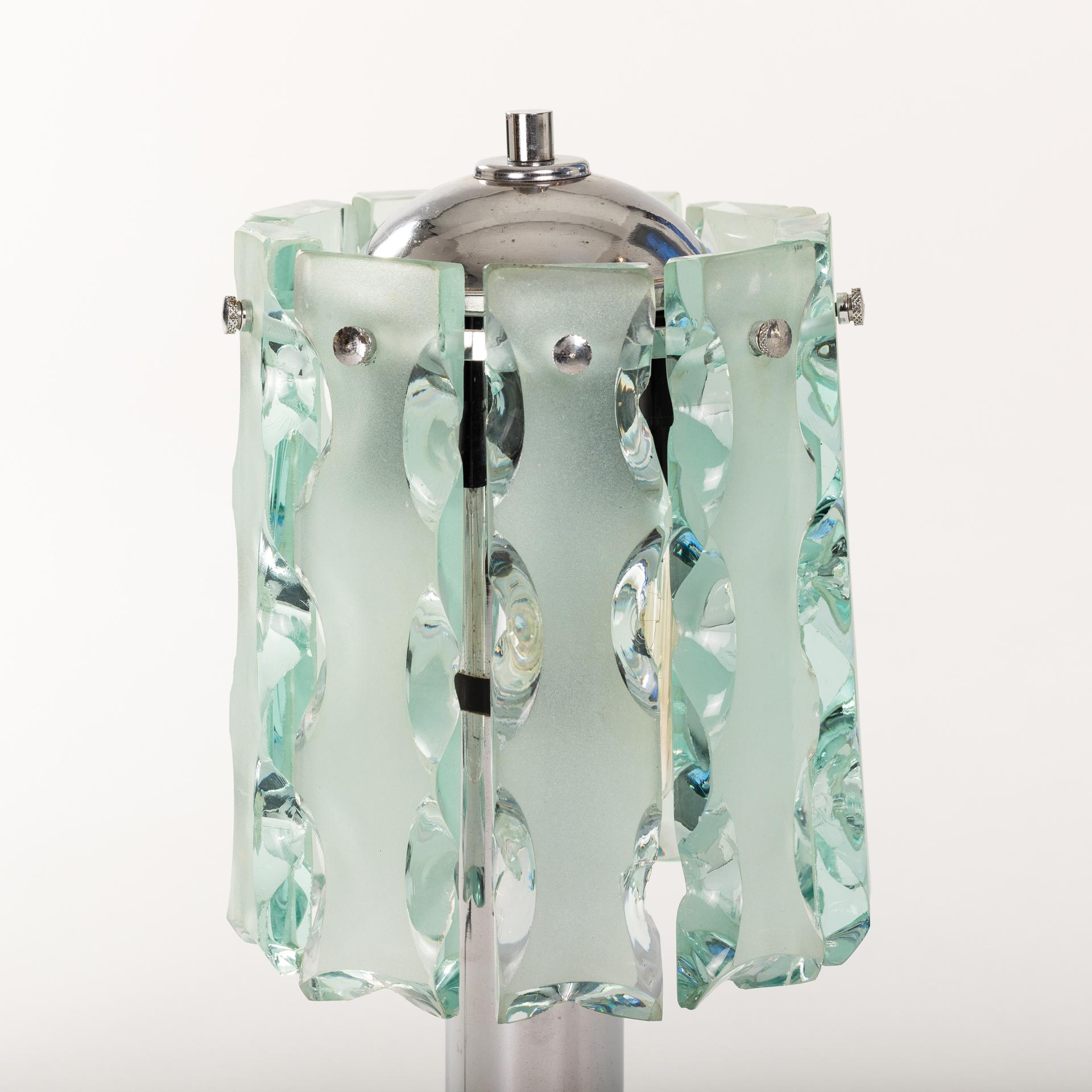 Galvanized Italian Mid-Century Fontana Arte Table Lamp Zero Quattro with Green Glass Blades For Sale