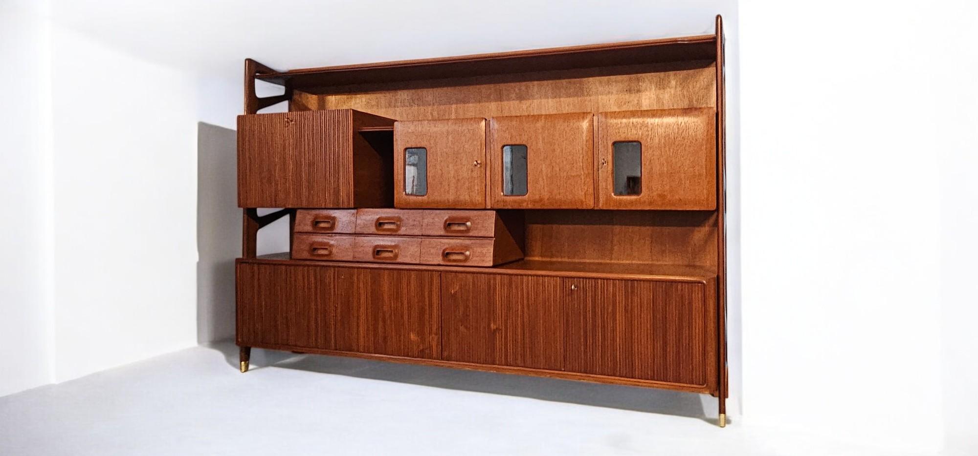 Italian Mid Century Tall Sideboard Attributed to Silvio Cavatorta, 1955 5