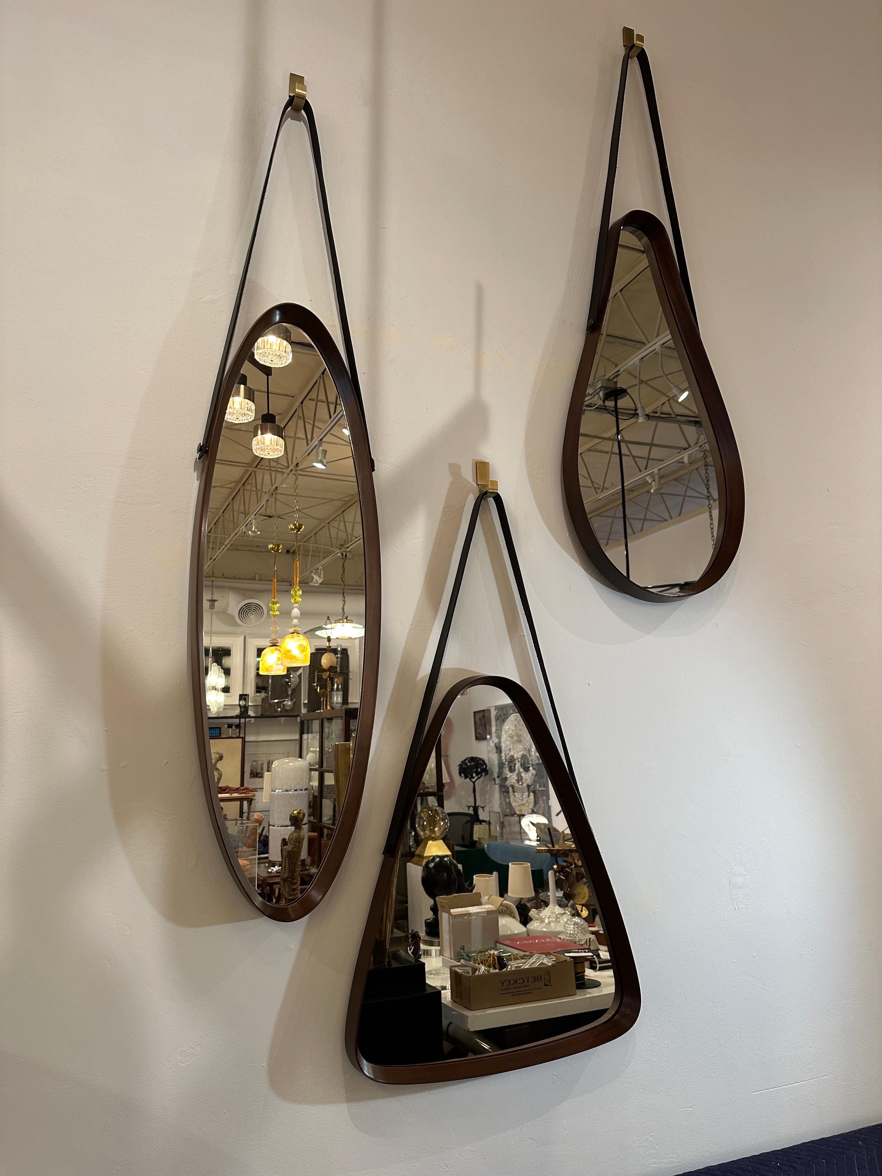 Italian Mid-century Walnut Frame & Leather Hanging Mirror For Sale 2