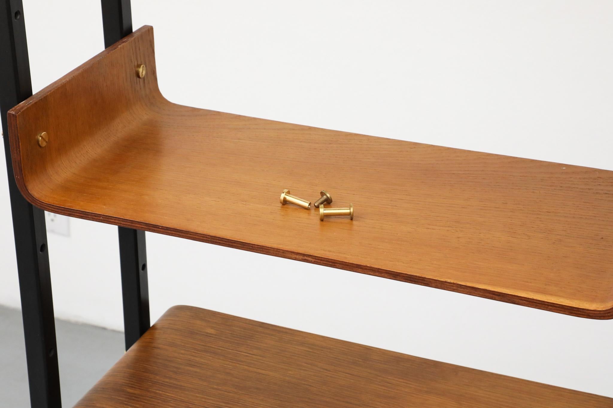 Etagère en teck italienne du milieu du siècle, style Franco Campo & Carlo Graffi en vente 12