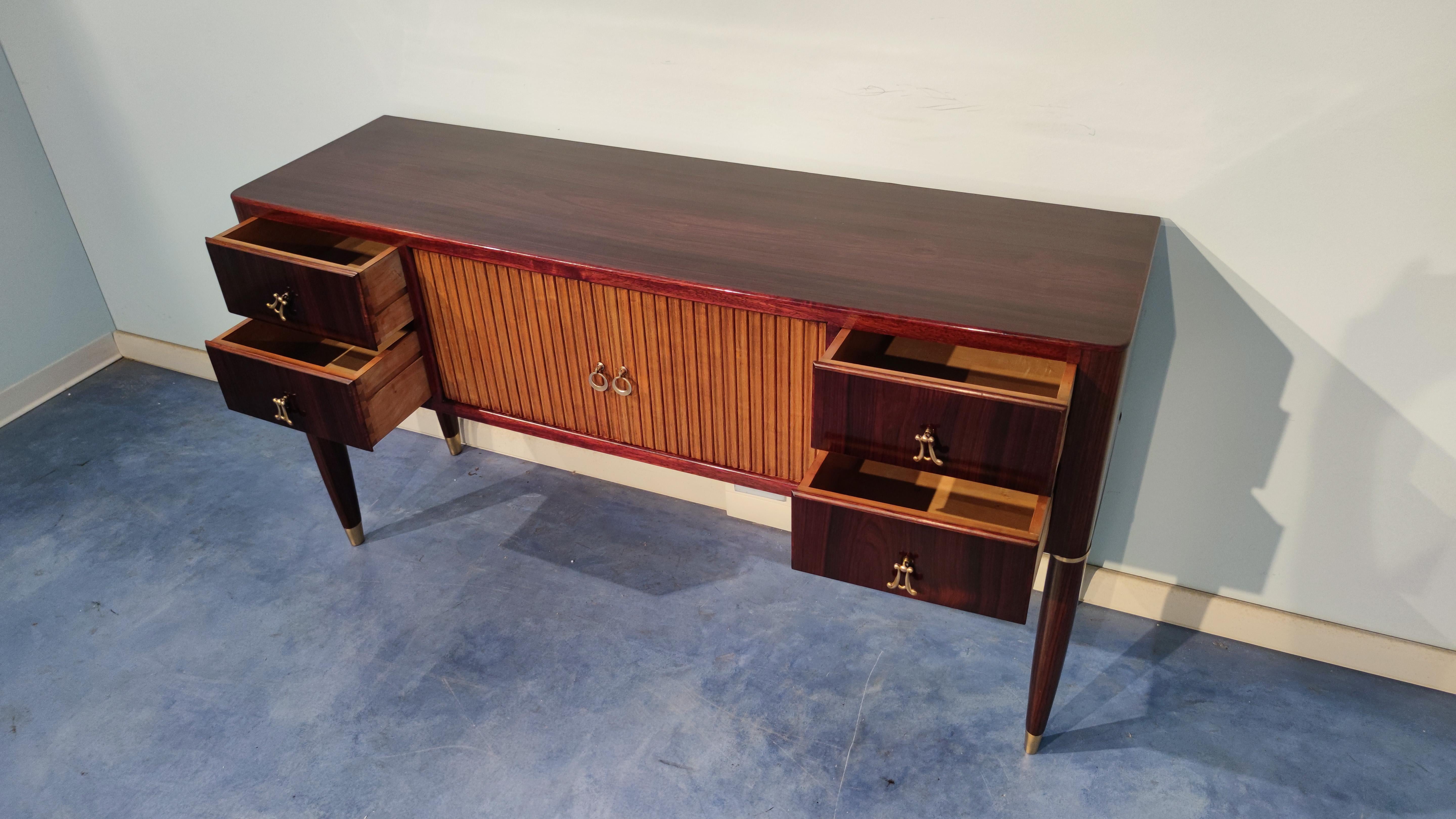 Italian Mid-Century Teak Sideboard Attributed to Paolo Buffa, 1950s For Sale 1