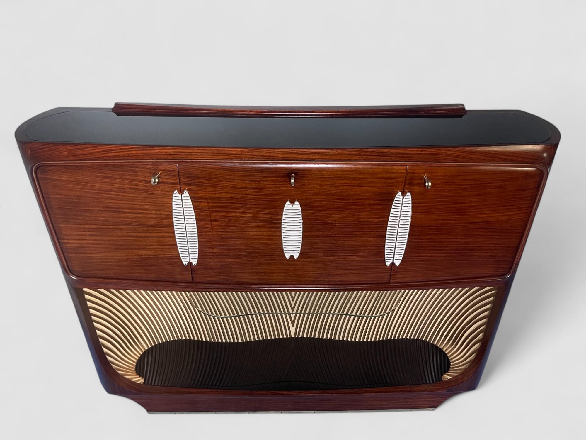 Italian Mid-Century Teak Sideboard or Bar Cabinet designed Vittorio Dassi, 1950s For Sale 7