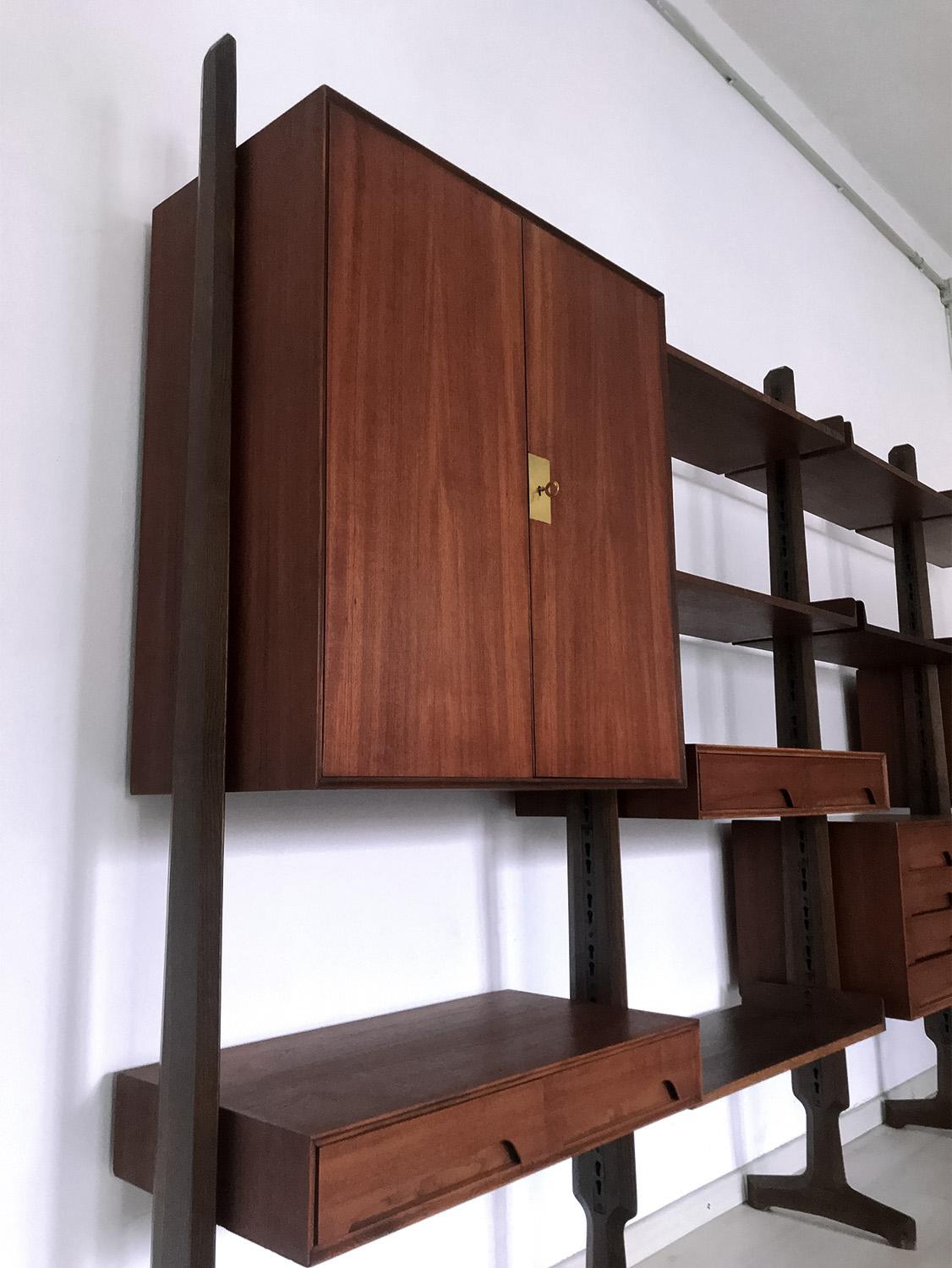 Maple Italian Mid-Century Teak Wood Bookcase Four Modules by Vittorio Dassi, 1950s