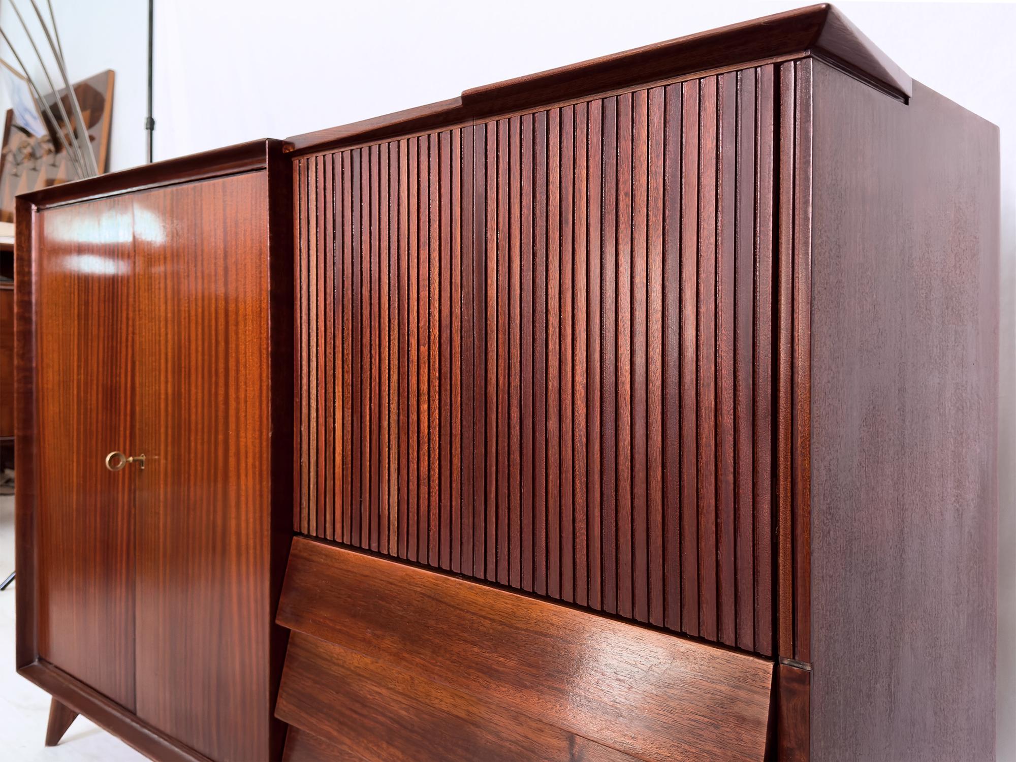 20th Century Italian Mid-Century Teak Wood Sideboard with Bar Cabinet by Vittorio Dassi, 1950s For Sale