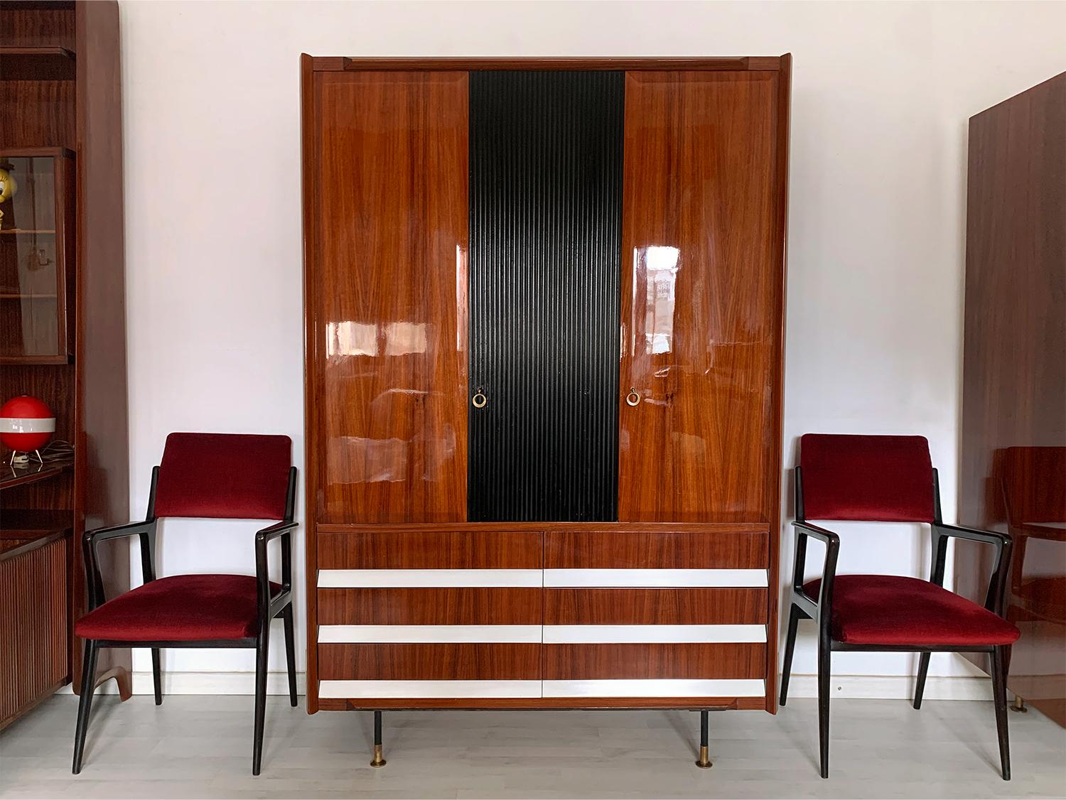 Italian Mid-Century Teak Wood Wardrobe 3-Door by Vittorio Dassi, 1950s 4