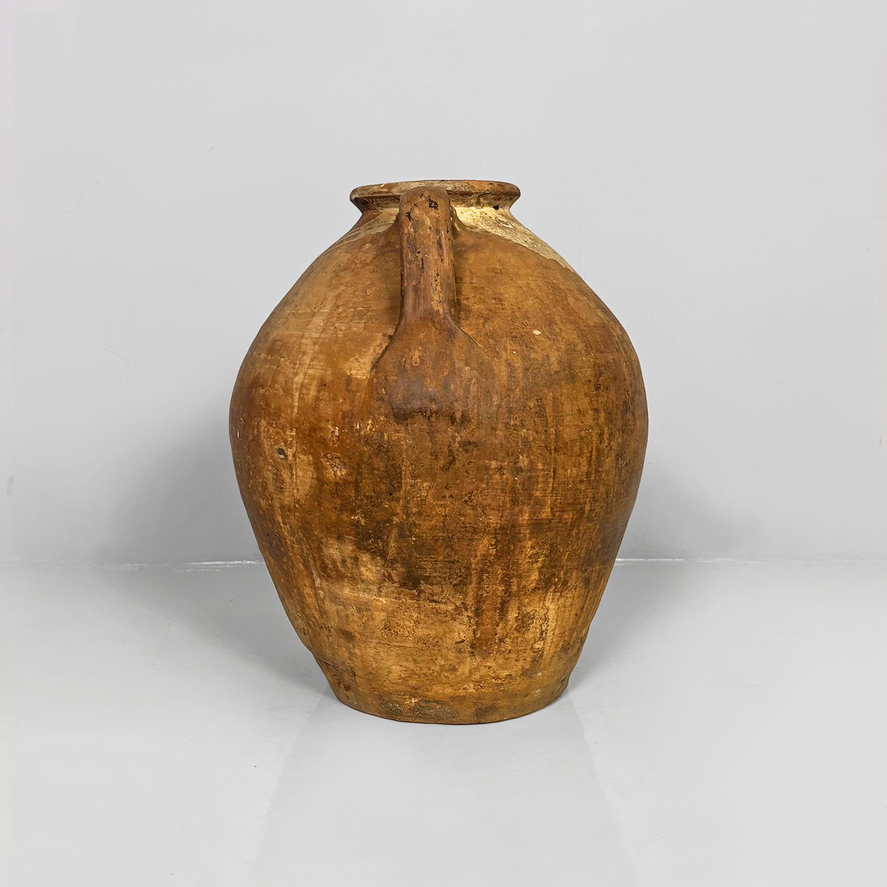 Terracotta Vaso in terracotta italiano di metà secolo con manici, anni '50 in vendita