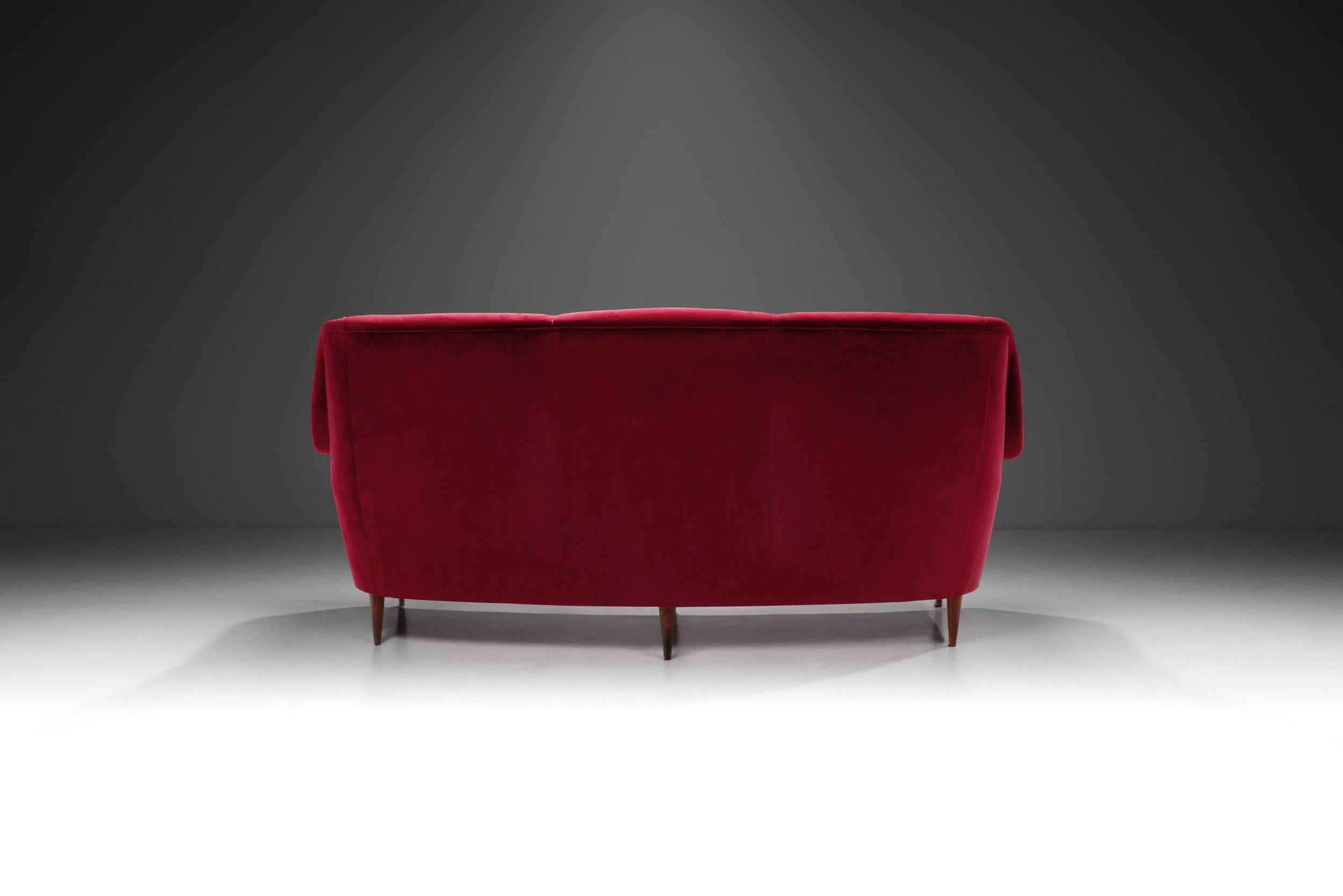 Mid-Century Modern Italian Mid-Century Three-Seater Sofa in Red Velvet, Italy 1950s For Sale