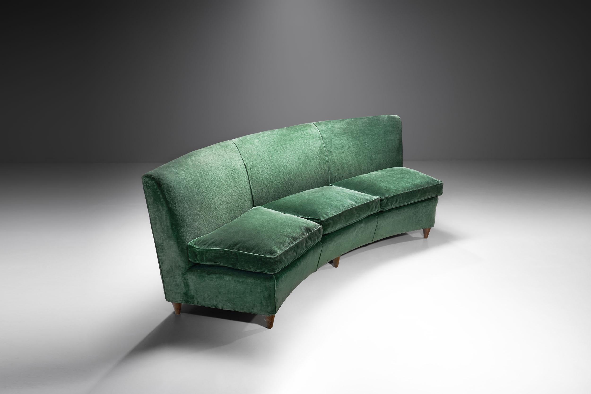 20th Century Italian Mid-Century Three-Seater Sofa, Italy 1950s For Sale