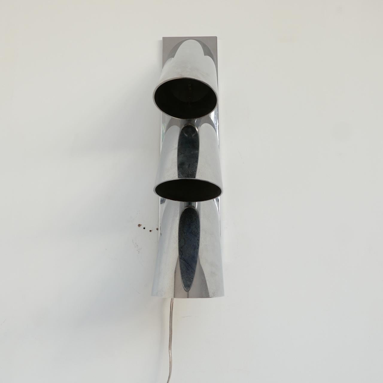 Italian Midcentury Three-Tube Directional Wall Light In Good Condition For Sale In London, GB