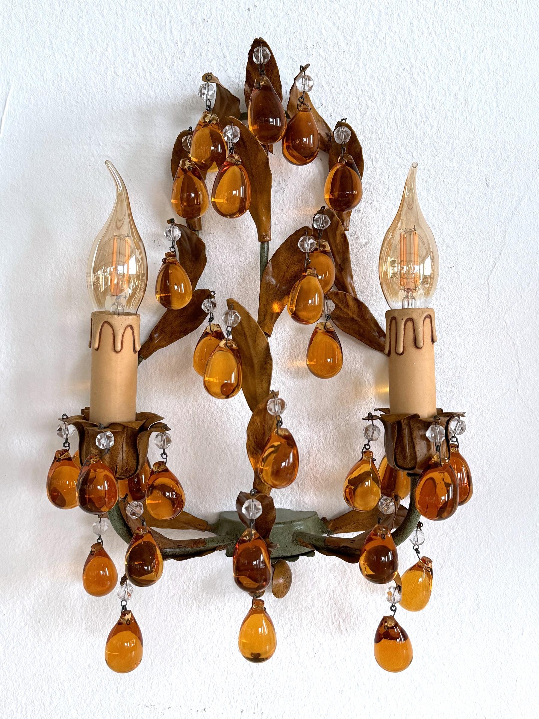 Italian Mid-century Tole and Amber Murano Glass Drops Wall Sconces, 1950s In Good Condition For Sale In Morazzone, Varese