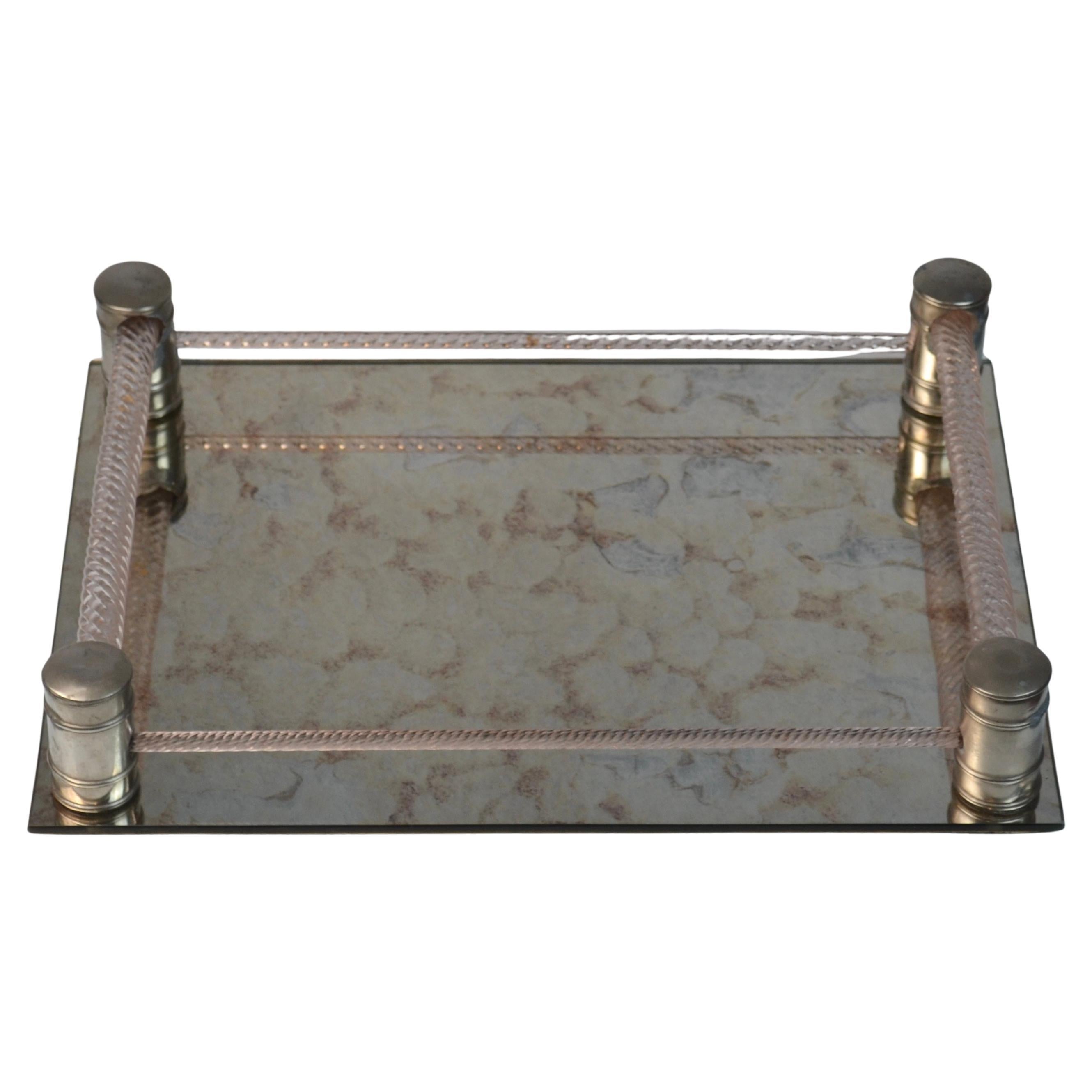 Italian mid-century tray with twisted pink glass and mirrored base en venta
