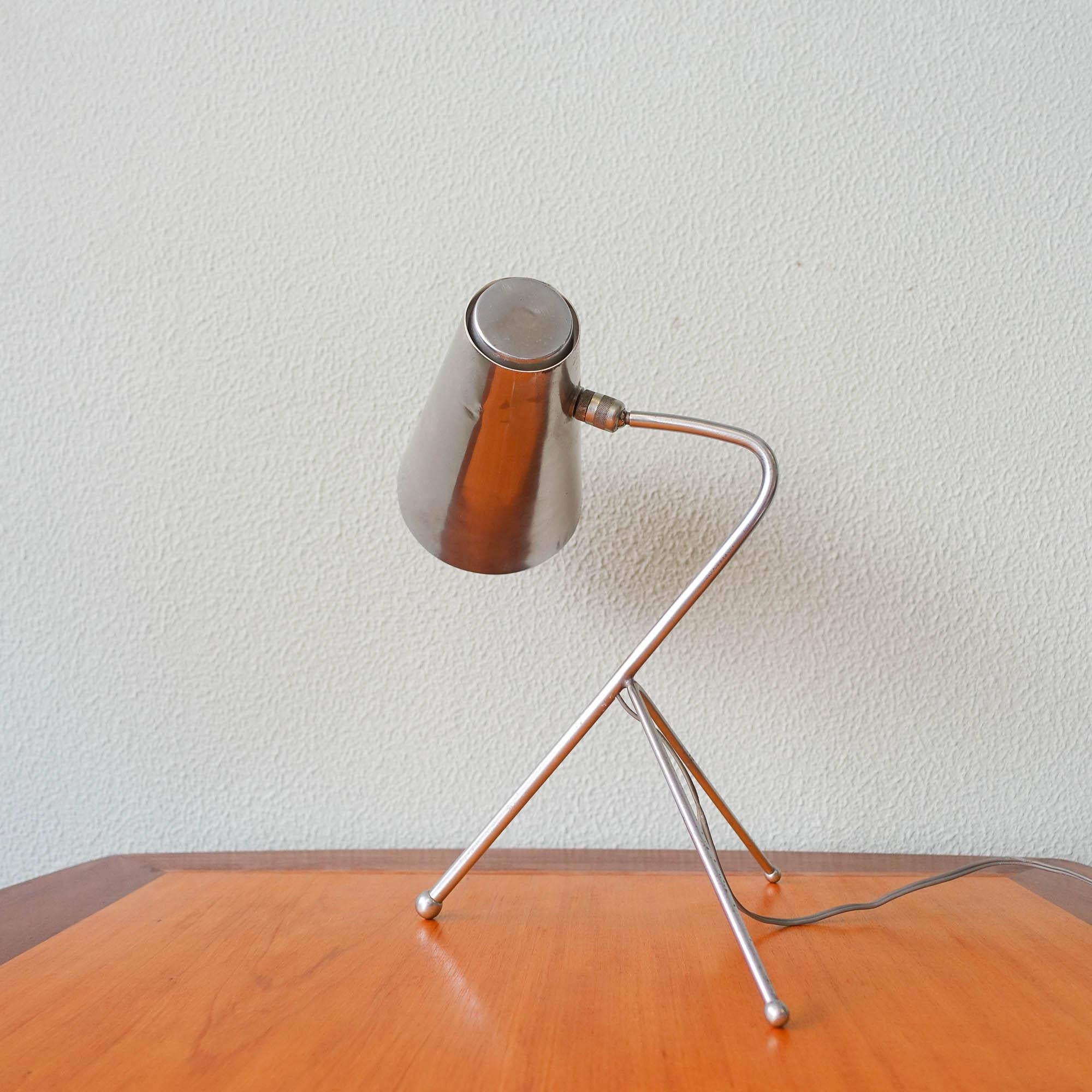 Italian Mid-Century Tripod Desk Lamp, 1950s For Sale 1