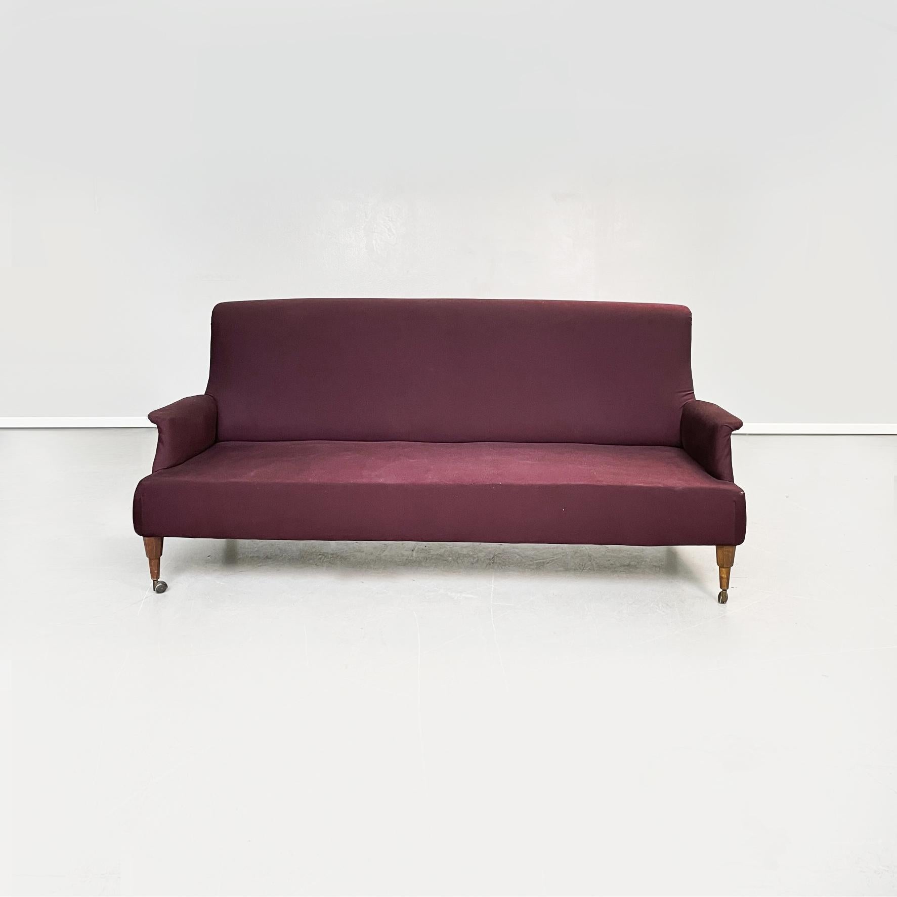 Italian mid-century two-seater sofa ABCD by Caccia Dominioni for Azucena, 1960s
Two-seater sofa mod. ABCD in purple fabric. The sofa has a rectangular upholstered and padded seat. The padded back has an upward rounding. Curved armrests. Finished