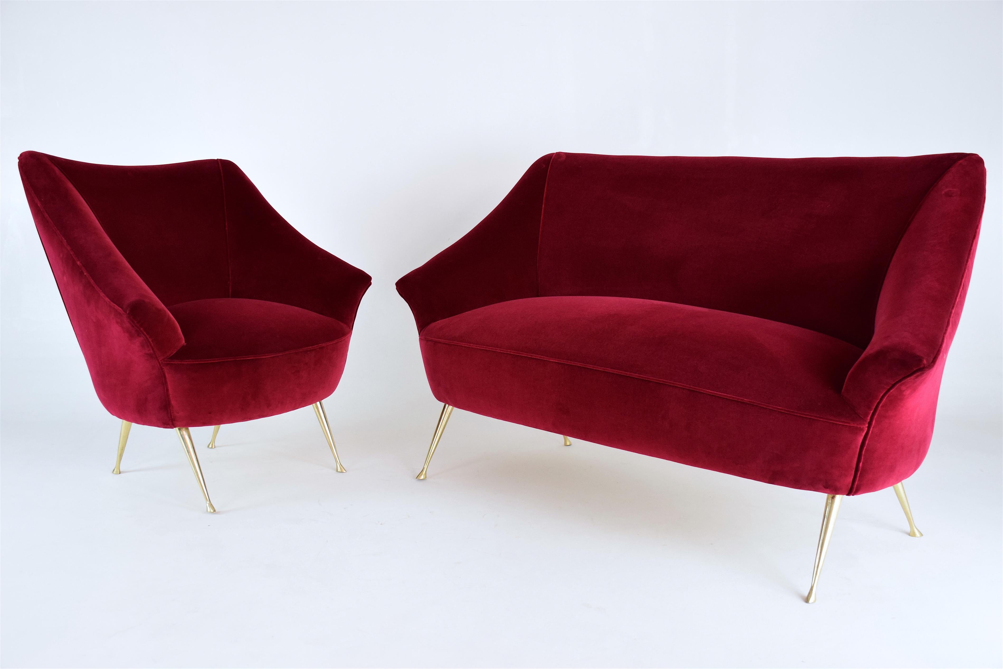 Italian Midcentury Velvet Sofa in the Manner of Ico Parisi, 1950s 4