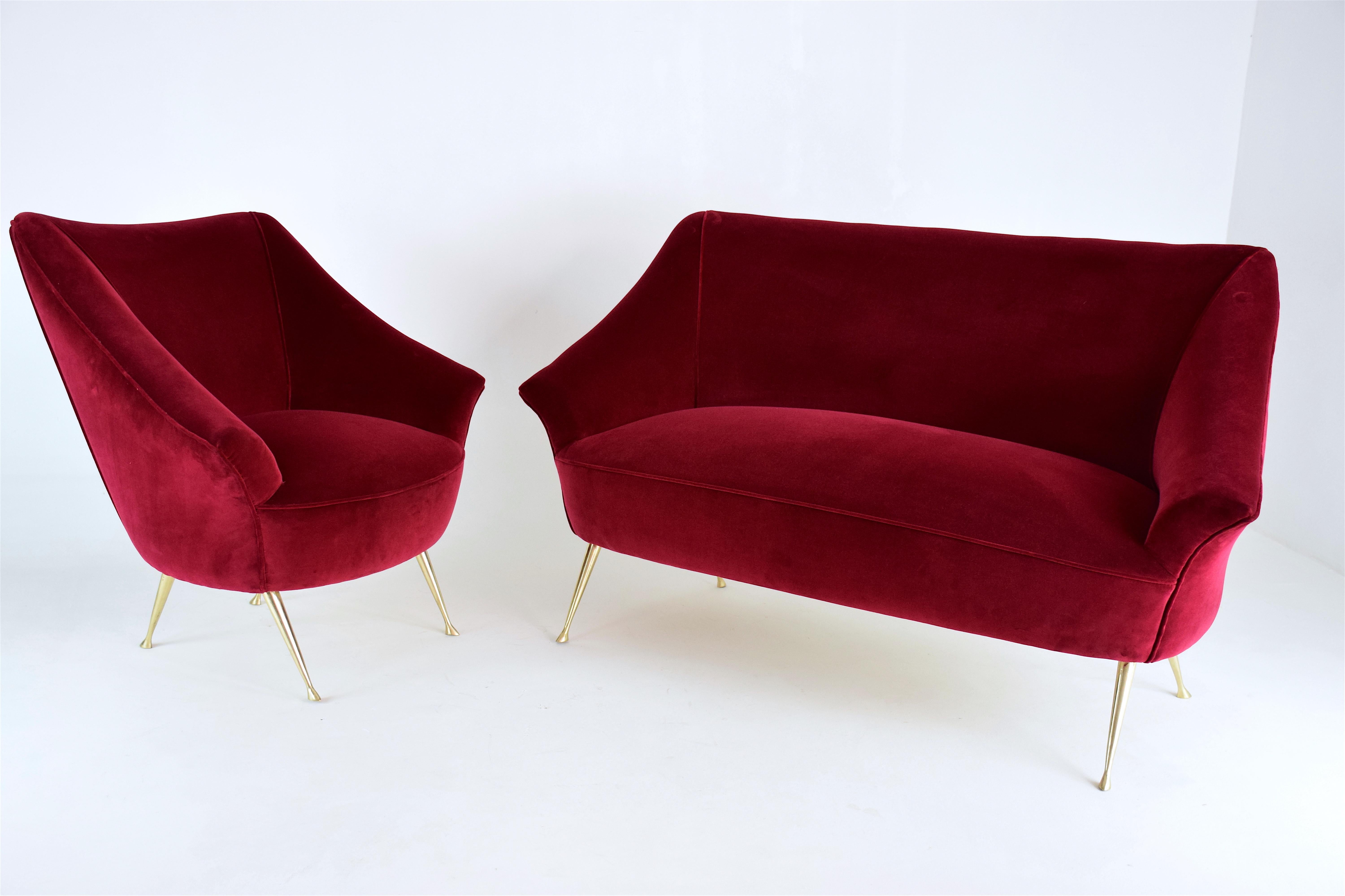 Italian Midcentury Velvet Sofa in the Manner of Ico Parisi, 1950s 8
