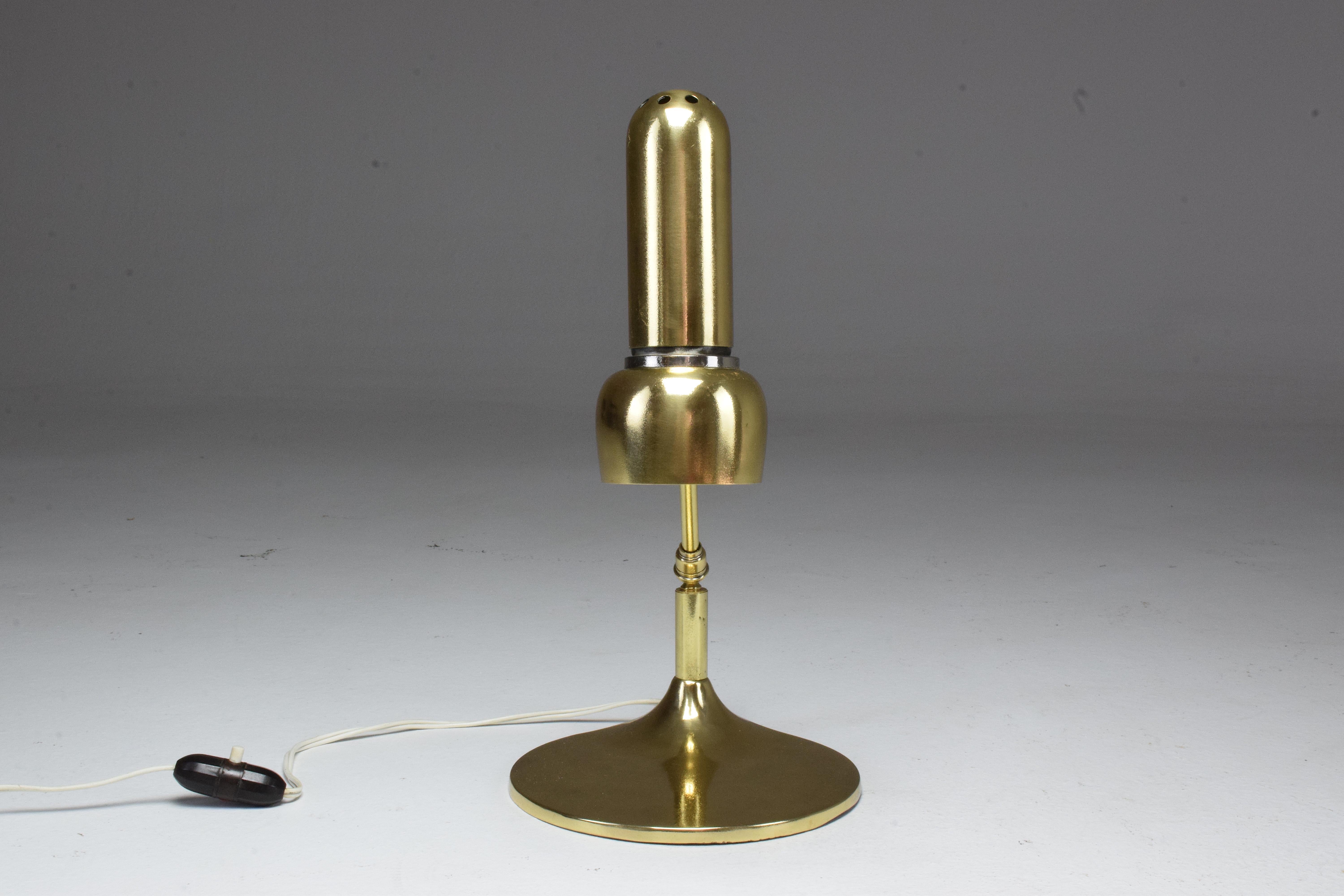 Italian Midcentury Vintage Brass Articulating Lamp, 1950s 2