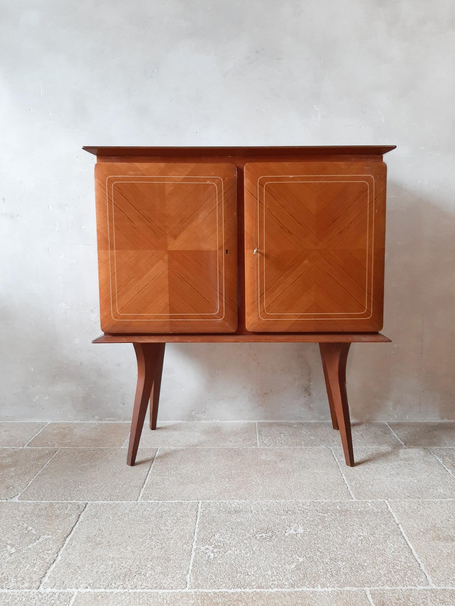 Italian Mid-Century Vintage Paolo Buffa Style Liquor Cabinet from the 1950s 7