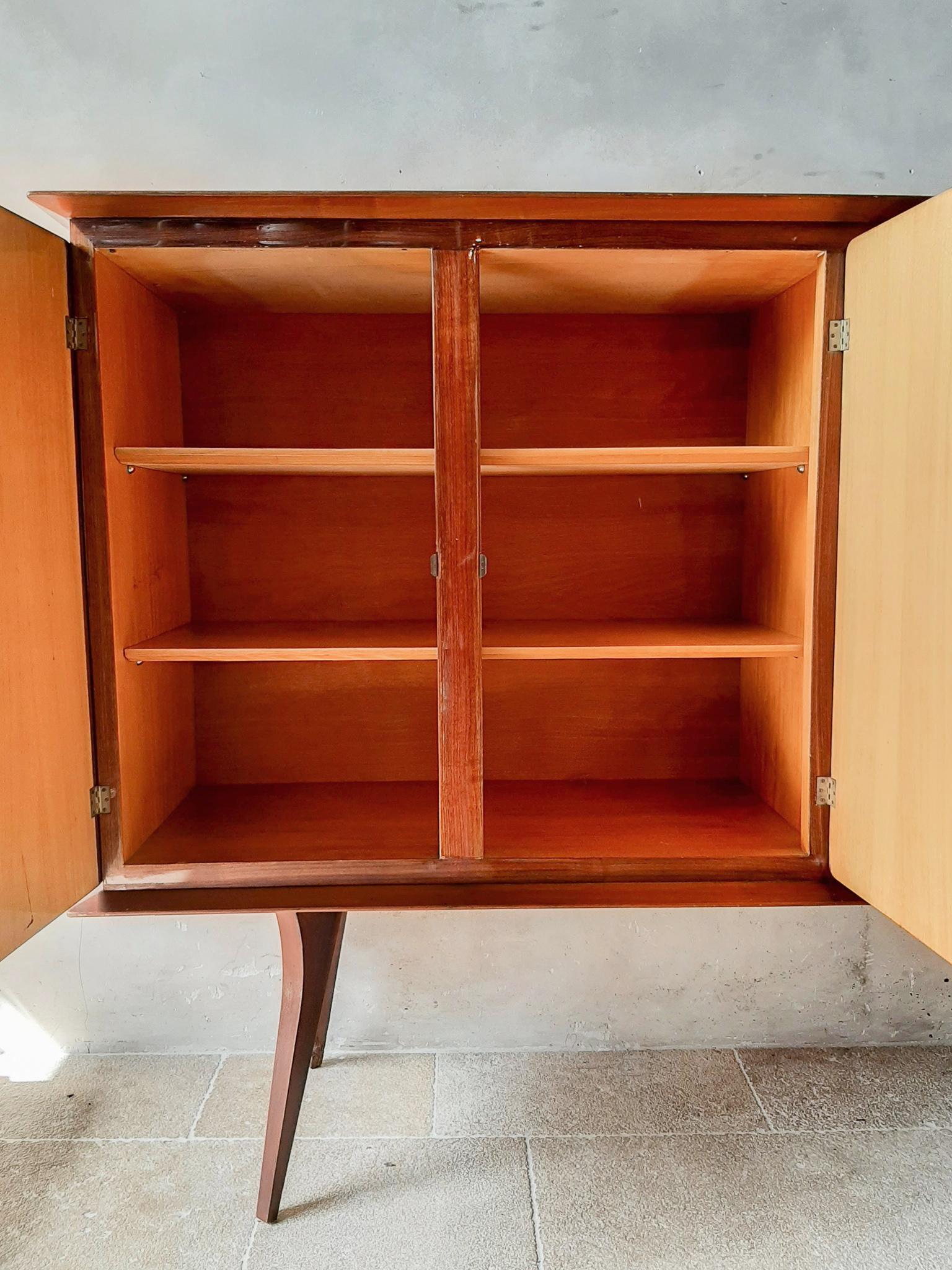 Walnut Italian Mid-Century Vintage Paolo Buffa Style Sideboard from the 1950s