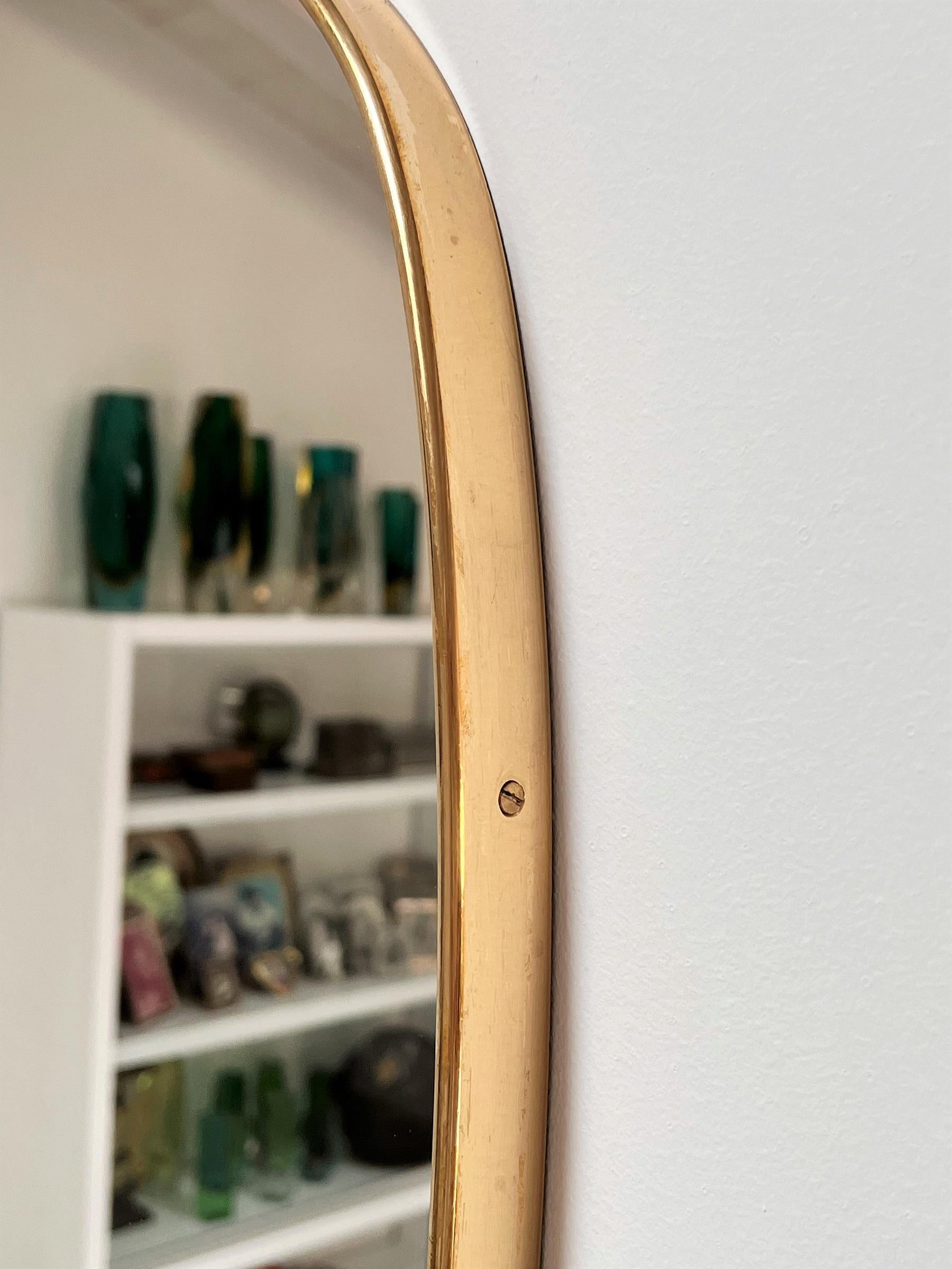 Italian Mid-Century Vintage Wall Mirror with Brass Frame and Decoration, 1970s 1